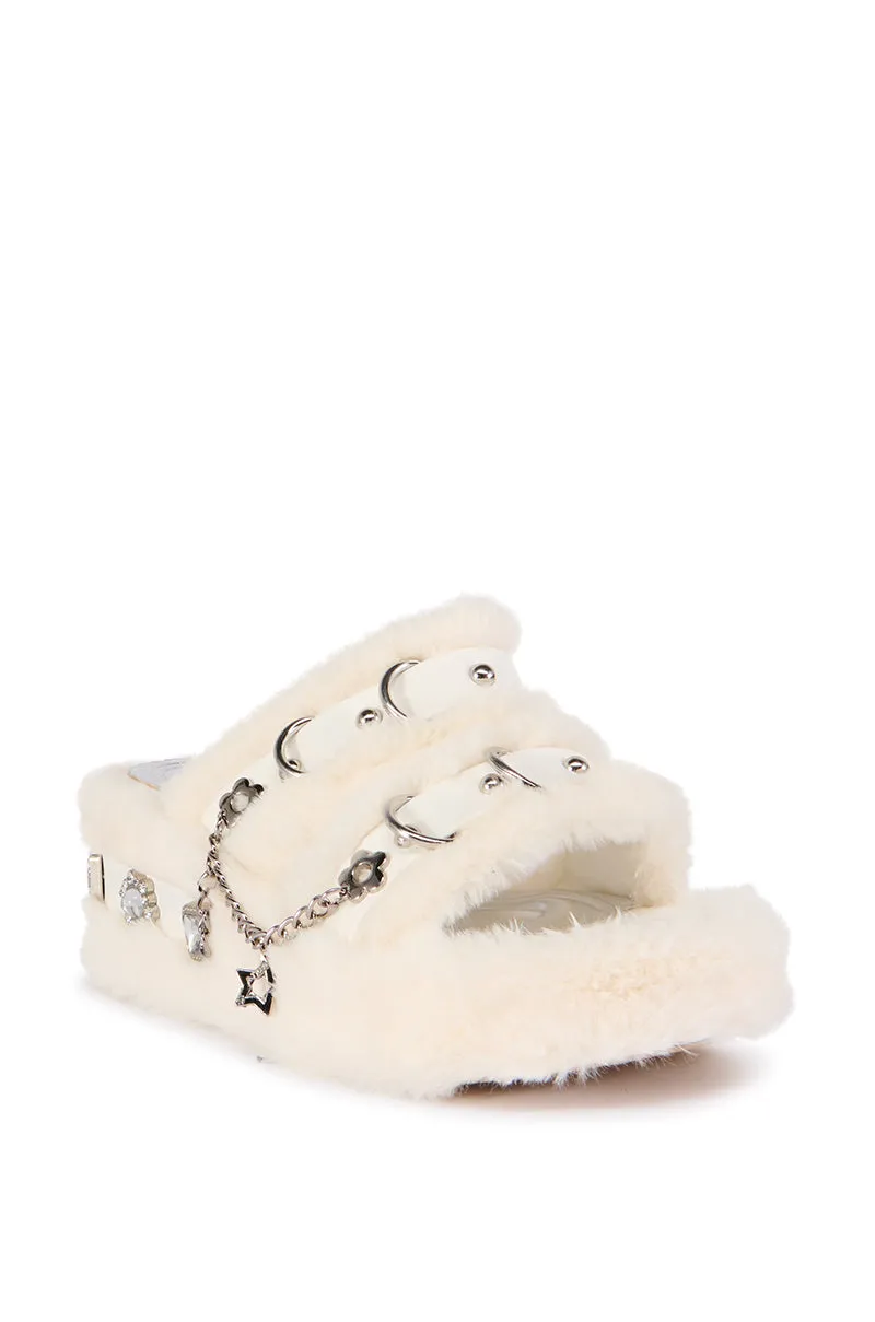 AZALEA WANG CECILE SANDAL IN WHITE ***RG TEST