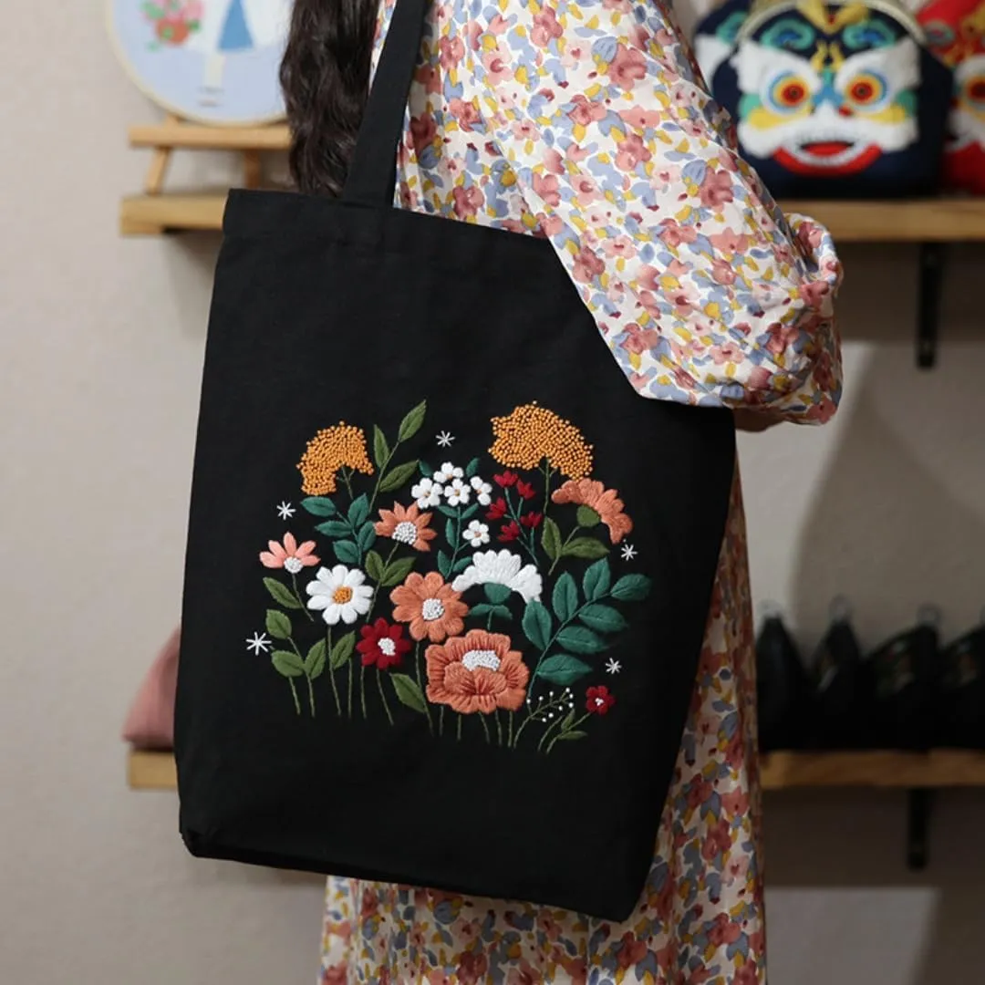 Beginner Embroidery Kits for Adults with Embroidery Patterns DIY Canvas Bag Kit, Stamped Patterns, Embroidery Hoop,Reusable Tote Shoulder Bag Casual Bag for Vacation, Shopping, Work (flower B)