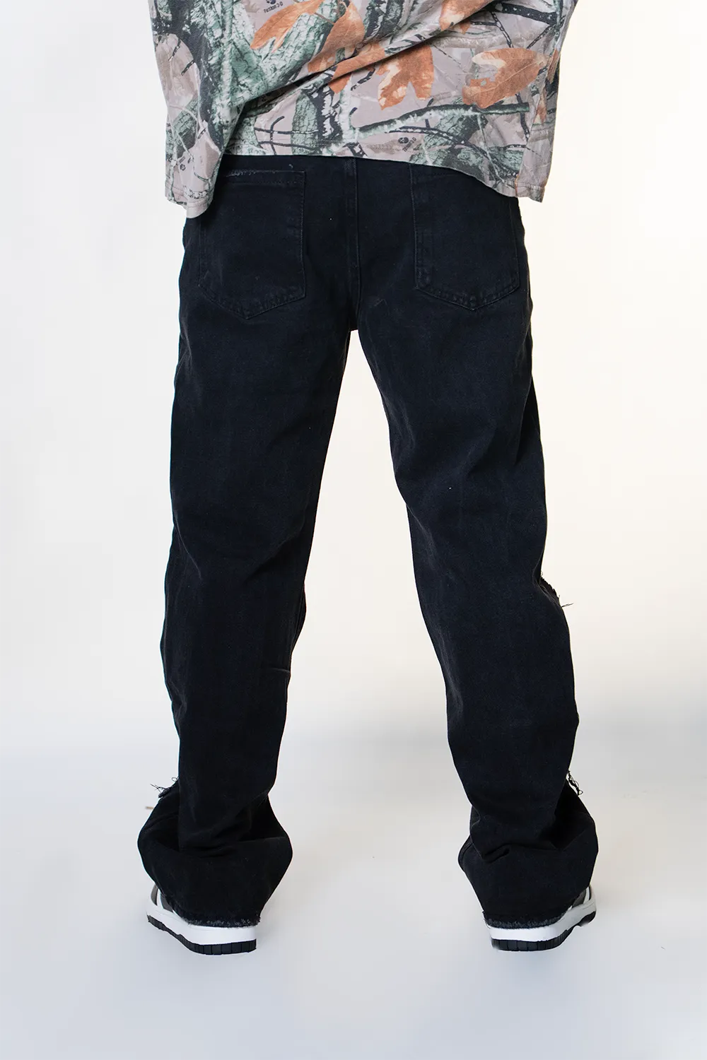BLACK ROCKSTAR DISTRESSED WATSON DENIM