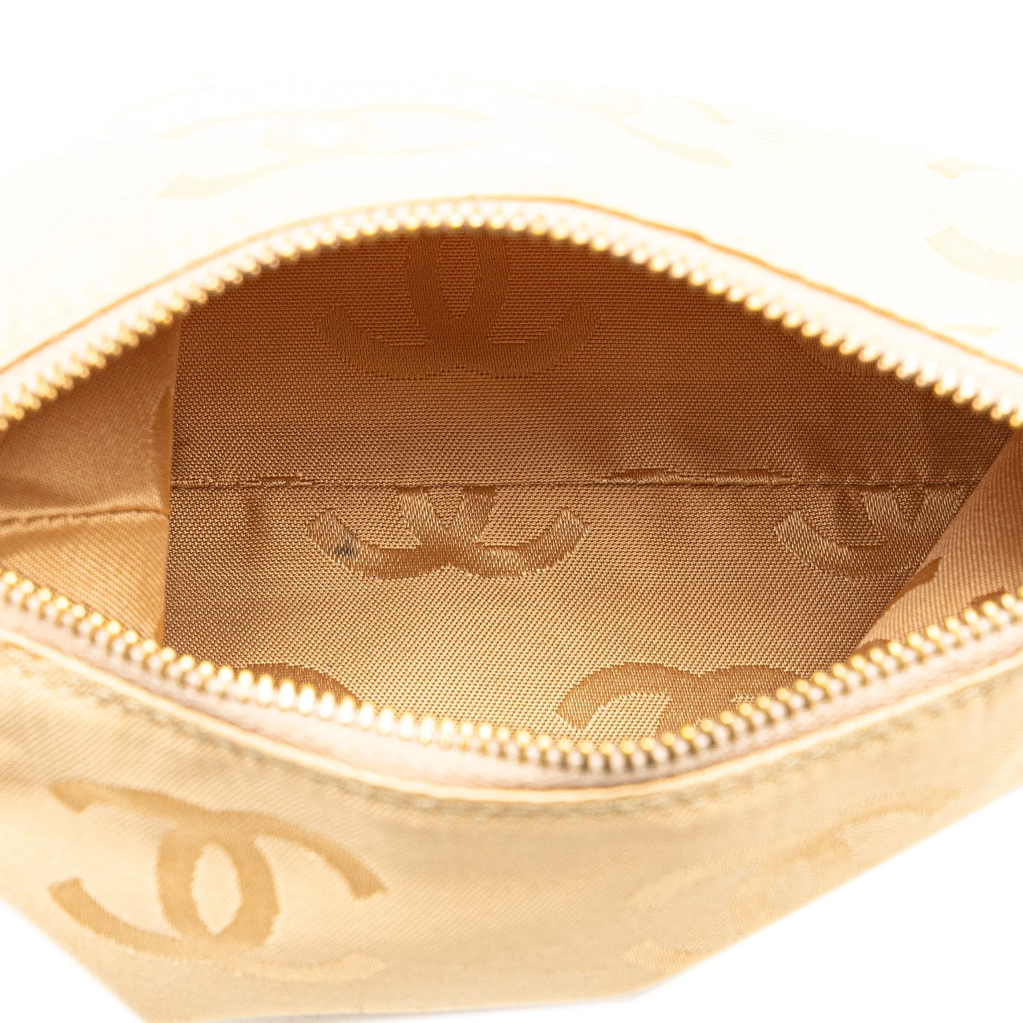 CC Chevron Quilted Lambskin Chain Shoulder Bag
