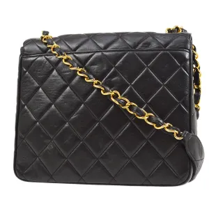 CHANEL 1994-1996 Black Lambskin Straight Flap Medium 94748