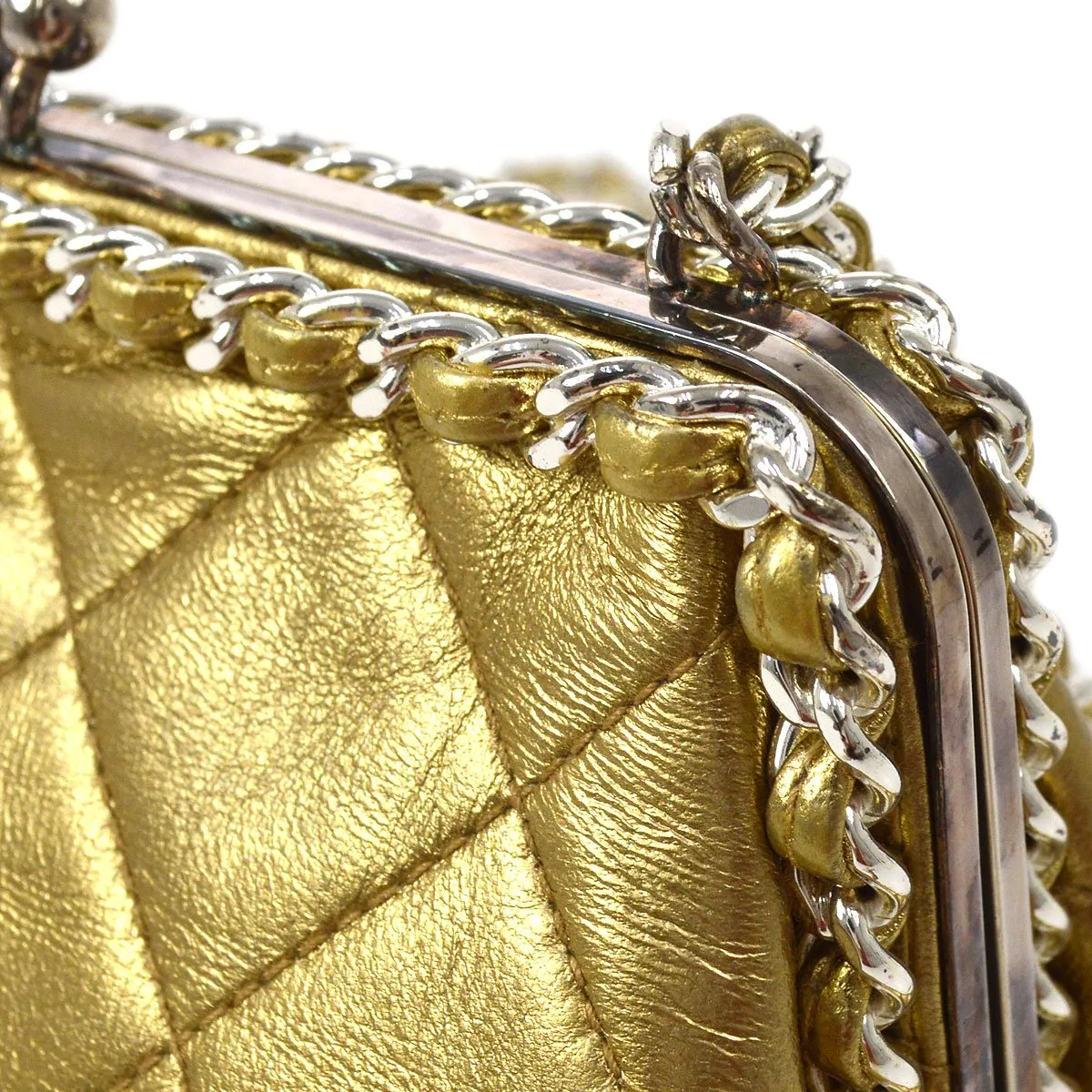 CHANEL 1994-1996 Gold Lambskin SHW Kisslock Shoulder Bag 04340