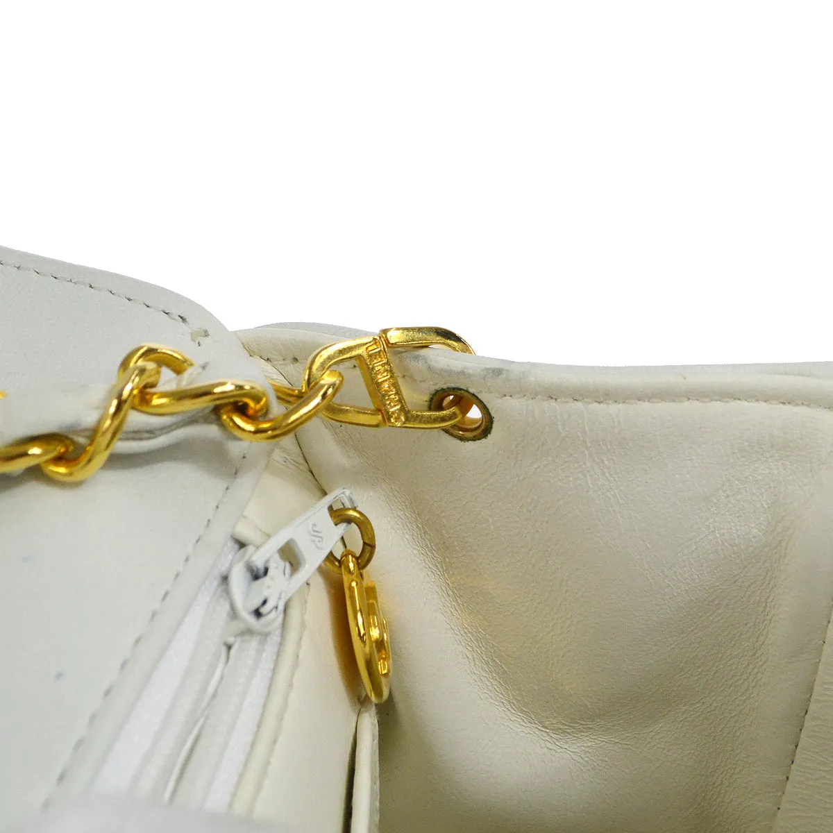 CHANEL 1996-1997 Diana Flap Small White Lambskin 97456
