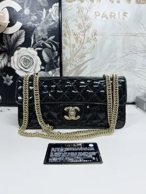 Chanel Classic Flap Bag Black Patent Leather Shoulder Bag
