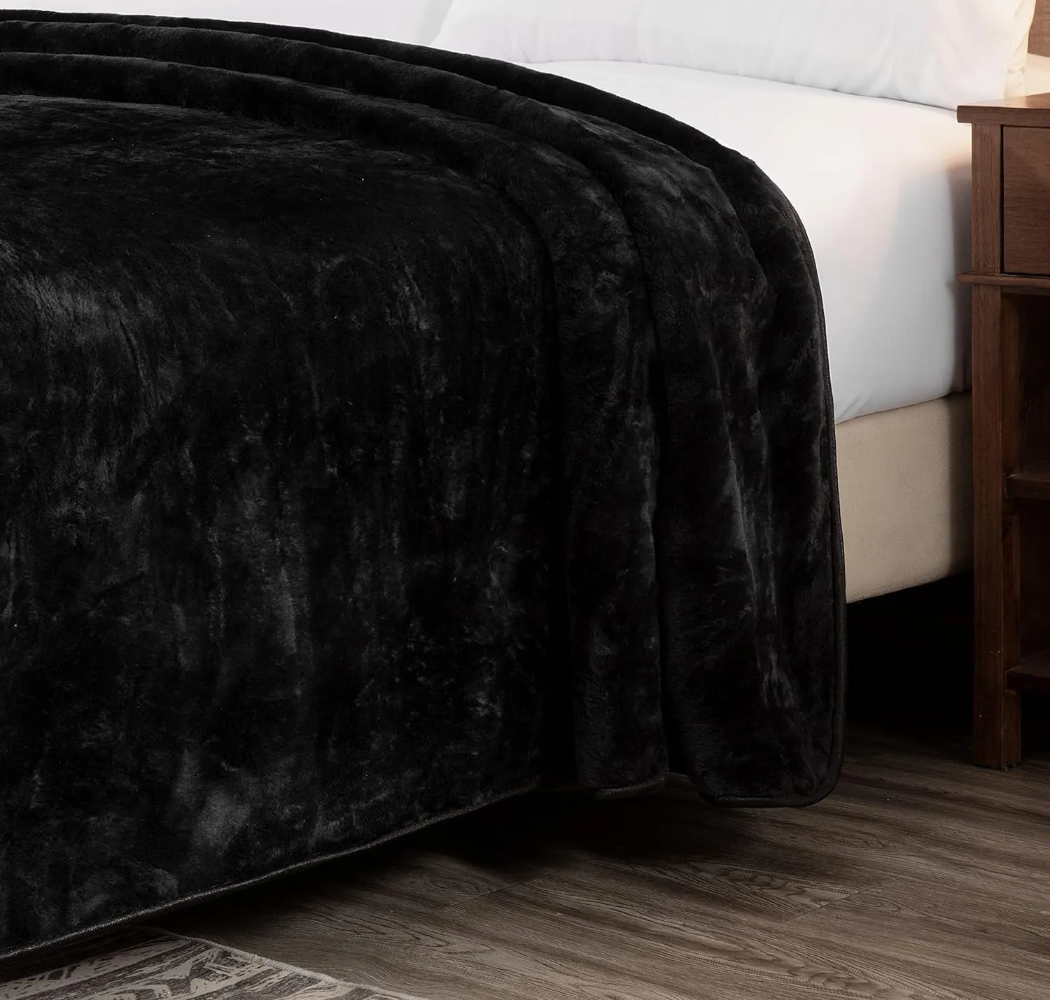 Chezmoi Collection Solid Black Bed Blanket Heavy Thick One Ply Faux Korean Mink Blanket King Size (Oversized Queen) 85"x95", 9-Pound