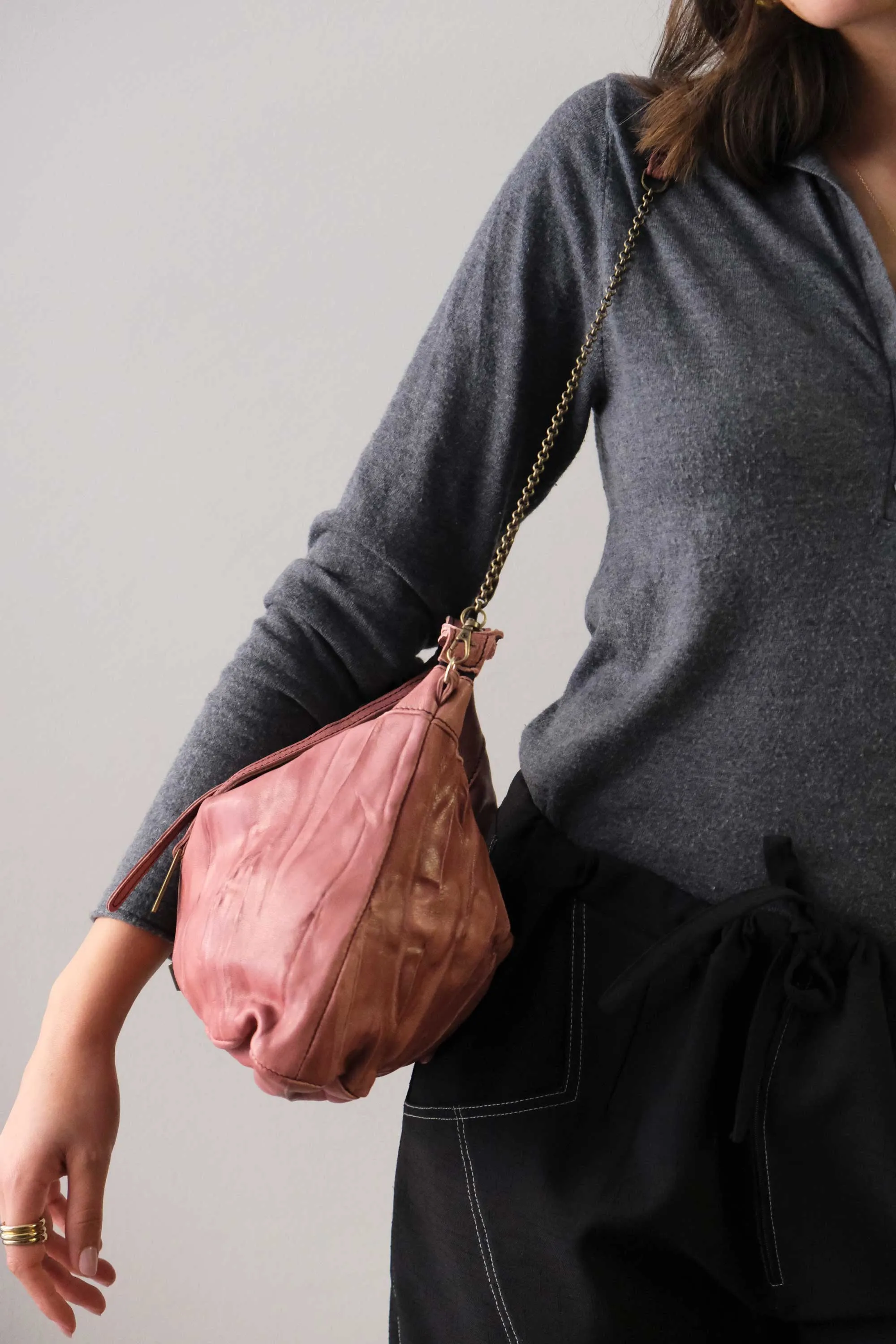 Chicca Media hobo bag in mauve lomé nappa - Made in Italy -