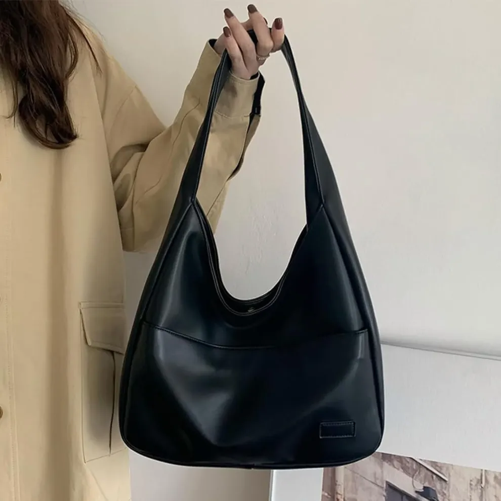 Hiltrud | Vegan leather shoulder bag
