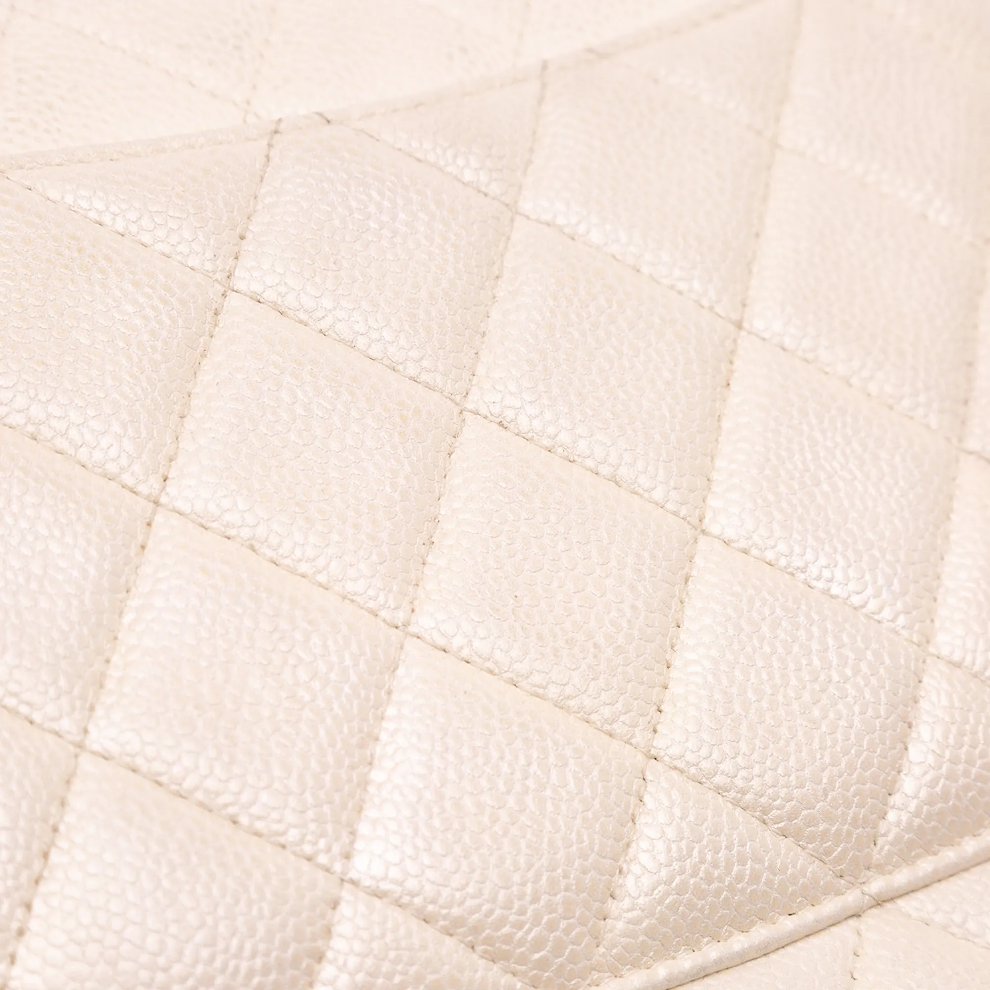 Jumbo Classic Caviar Double Flap