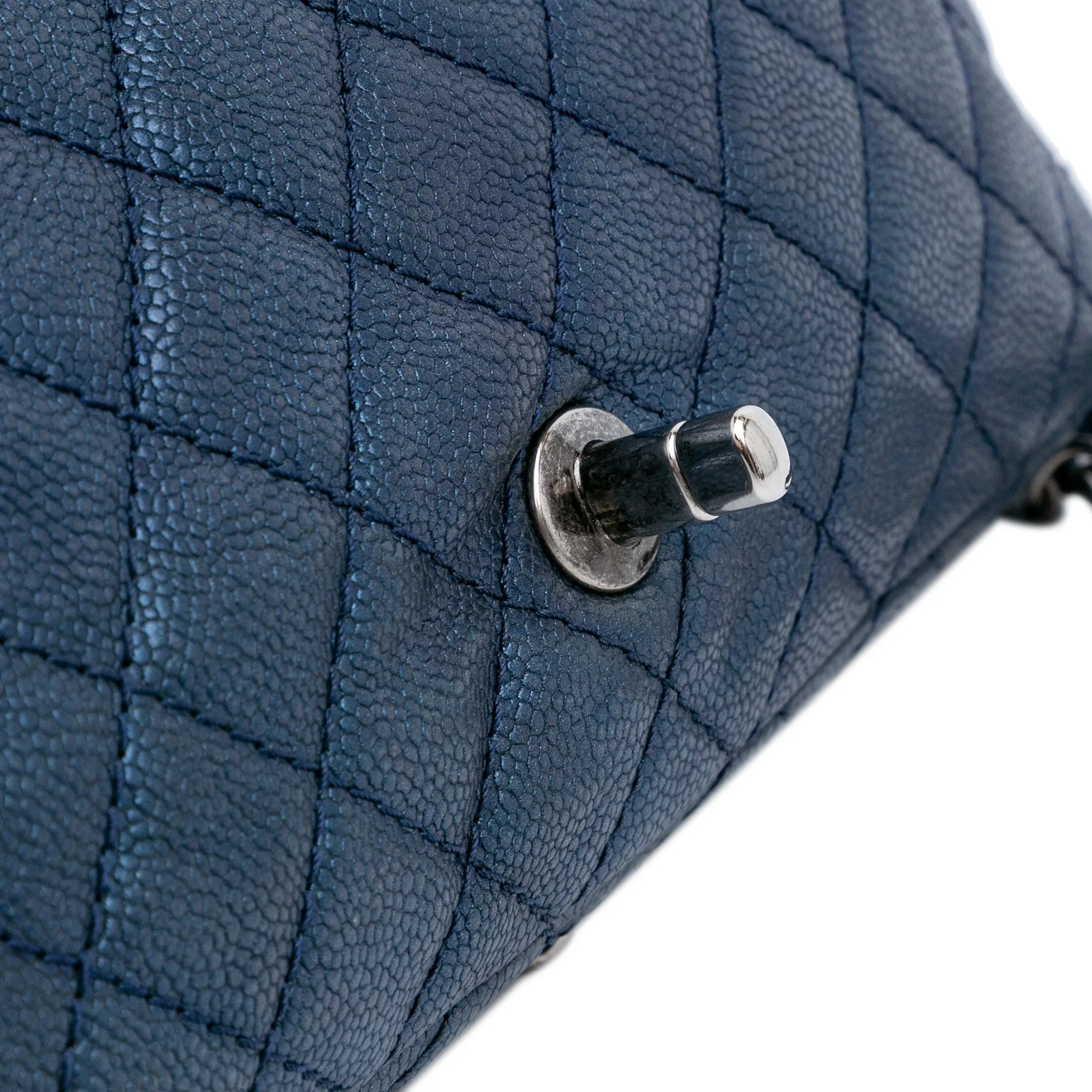 Jumbo Iridescent Quilted Caviar Easy Flap