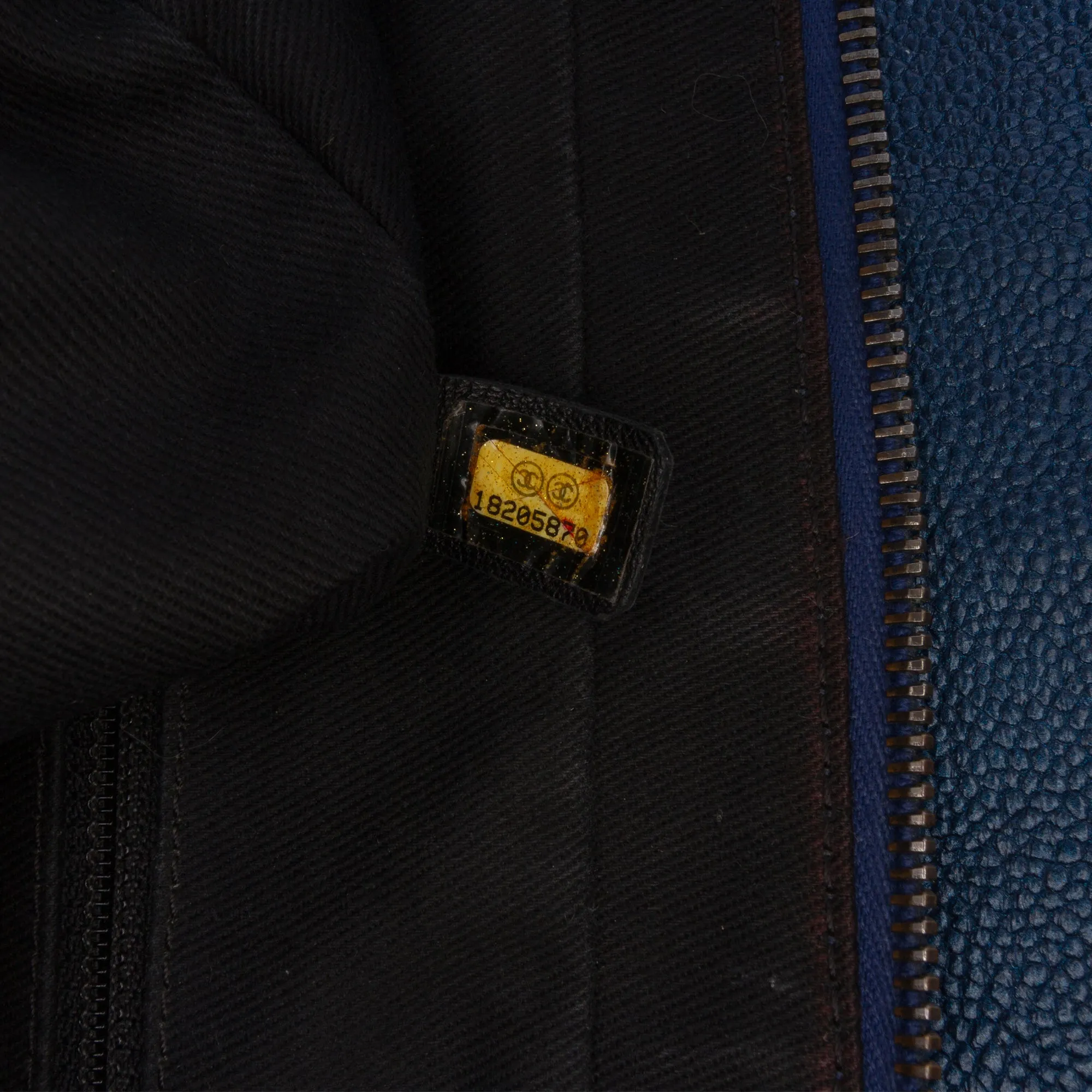 Jumbo Quilted Iridescent Caviar Easy Flap