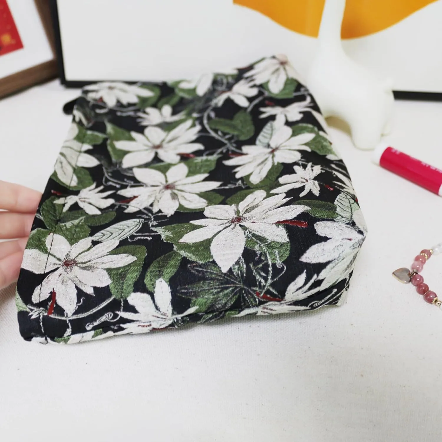 Large Black Embroidery Floral Makeup Bag Cosmetic Toiletries Travel Pouch, Canvas Lined, Purse Organizer, White Green Flowers