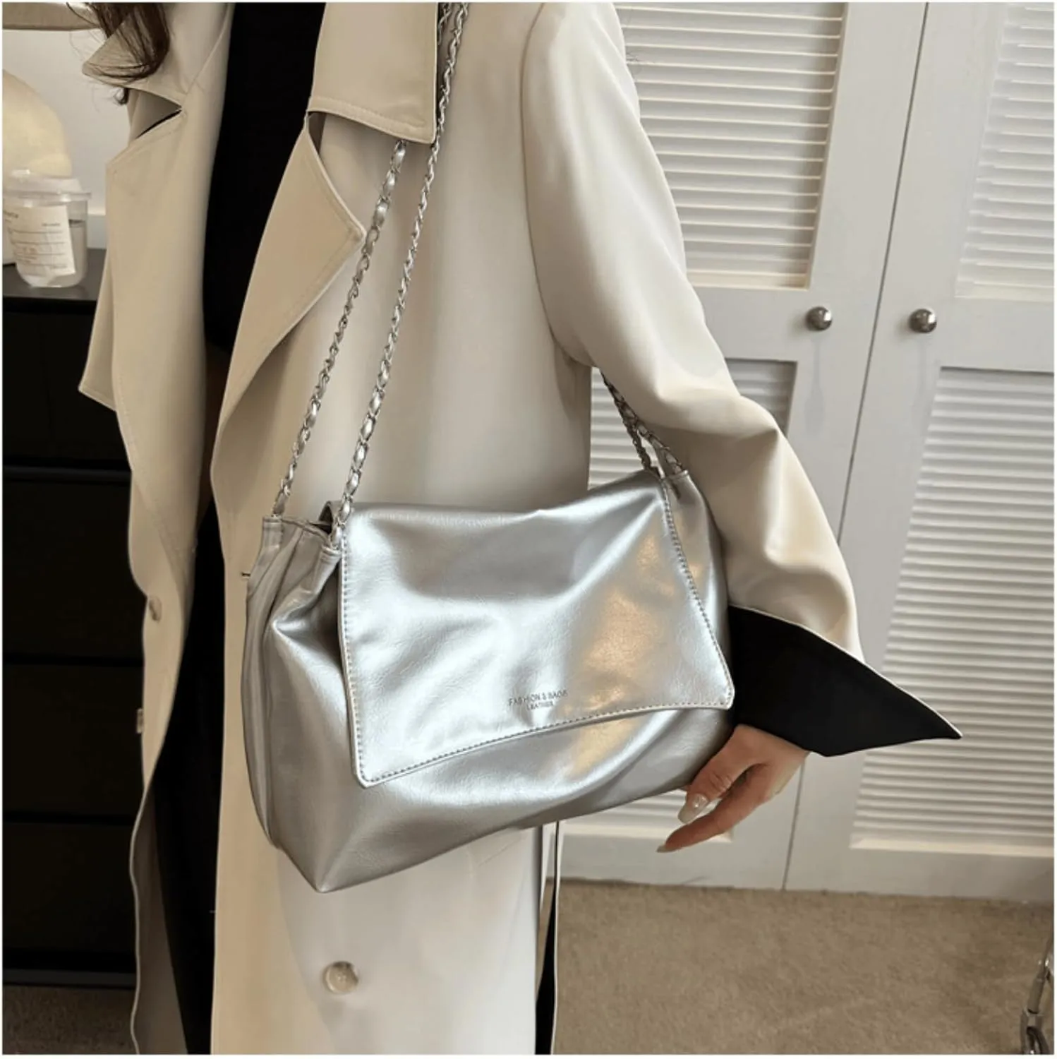 Large Crossbody Bags for Women, Tote Bag for Women Womens Shoulder Bags Chain Purse Designer Handbags for Women