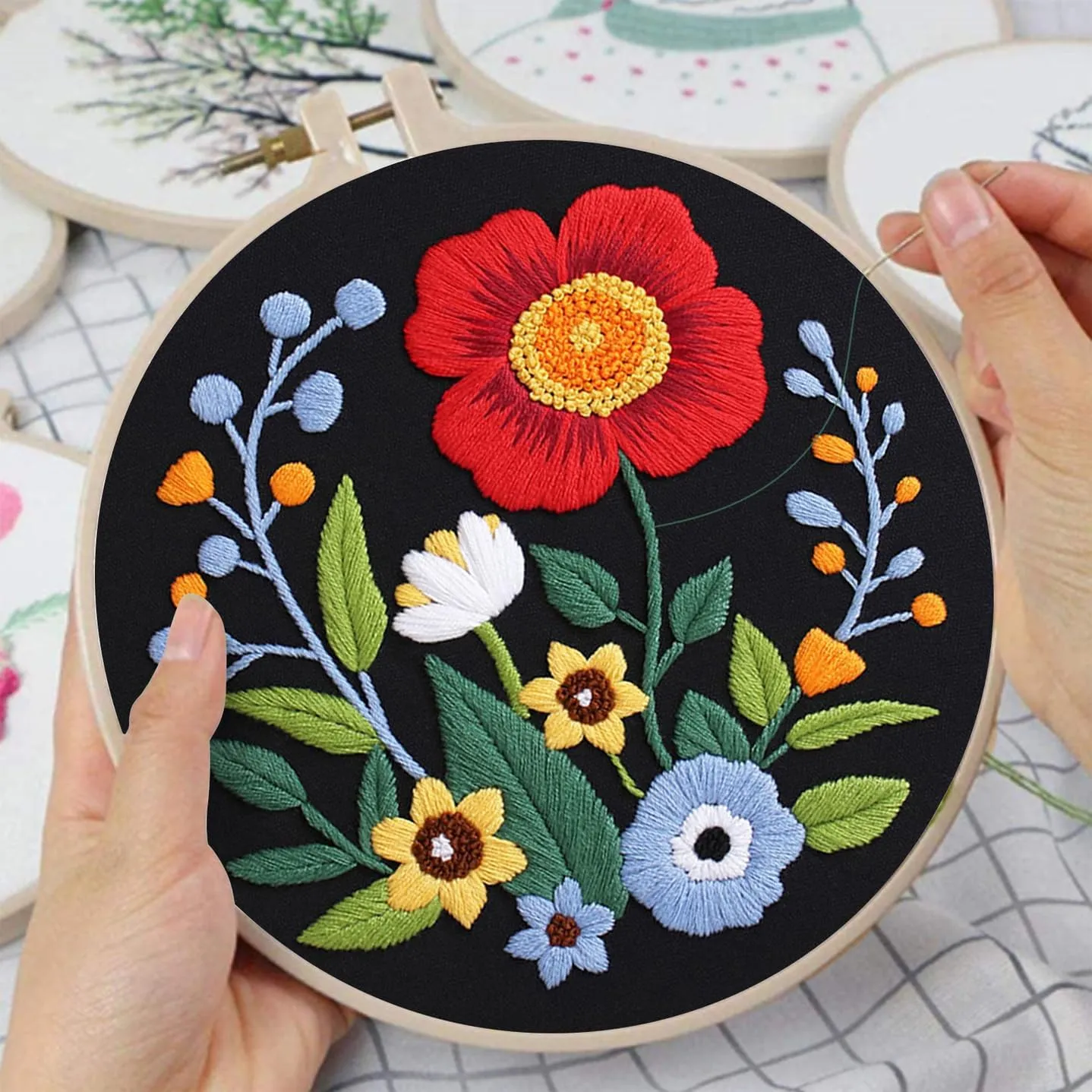 Louise Maelys Embroidery Kits Canvas Tote Bag for Beginners,Cross Stitch Kit for Adults,DIY Crafts and Arts Needlepoint with Florals Pattern,Hoop and Instructions