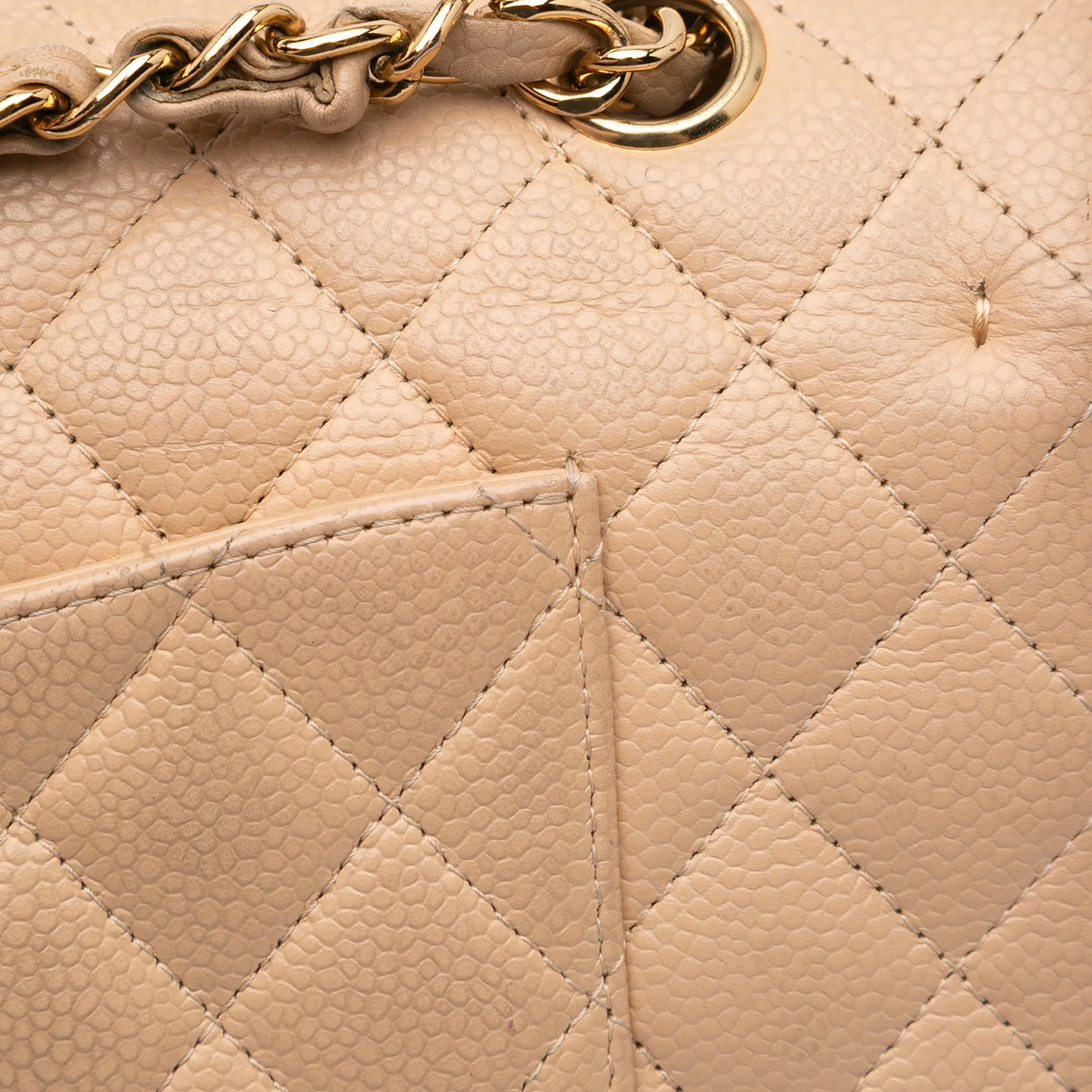 Medium Classic Caviar Double Flap
