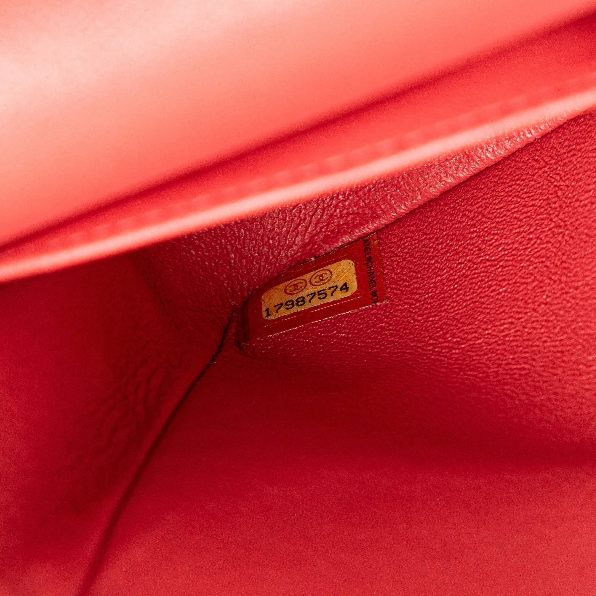 Medium Classic Caviar Double Flap