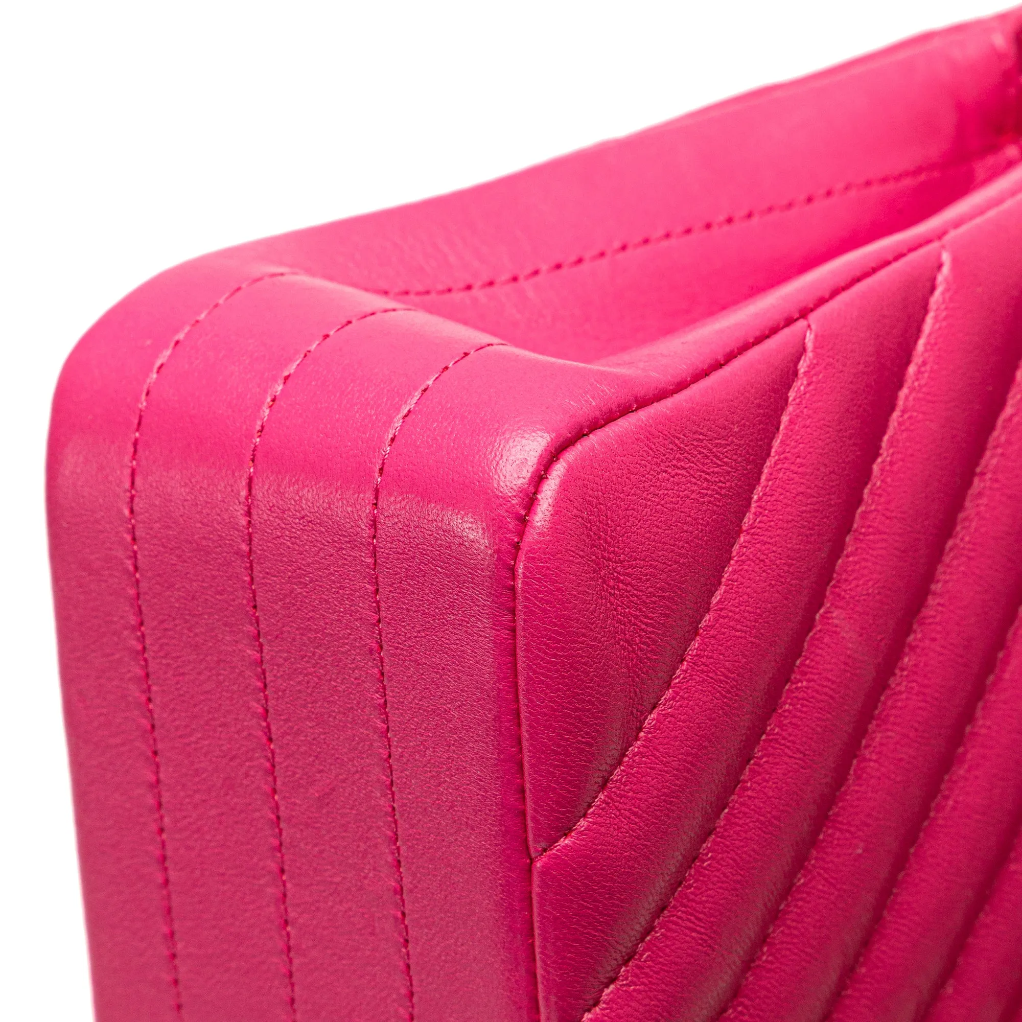 Medium Classic Chevron Lambskin Double Flap