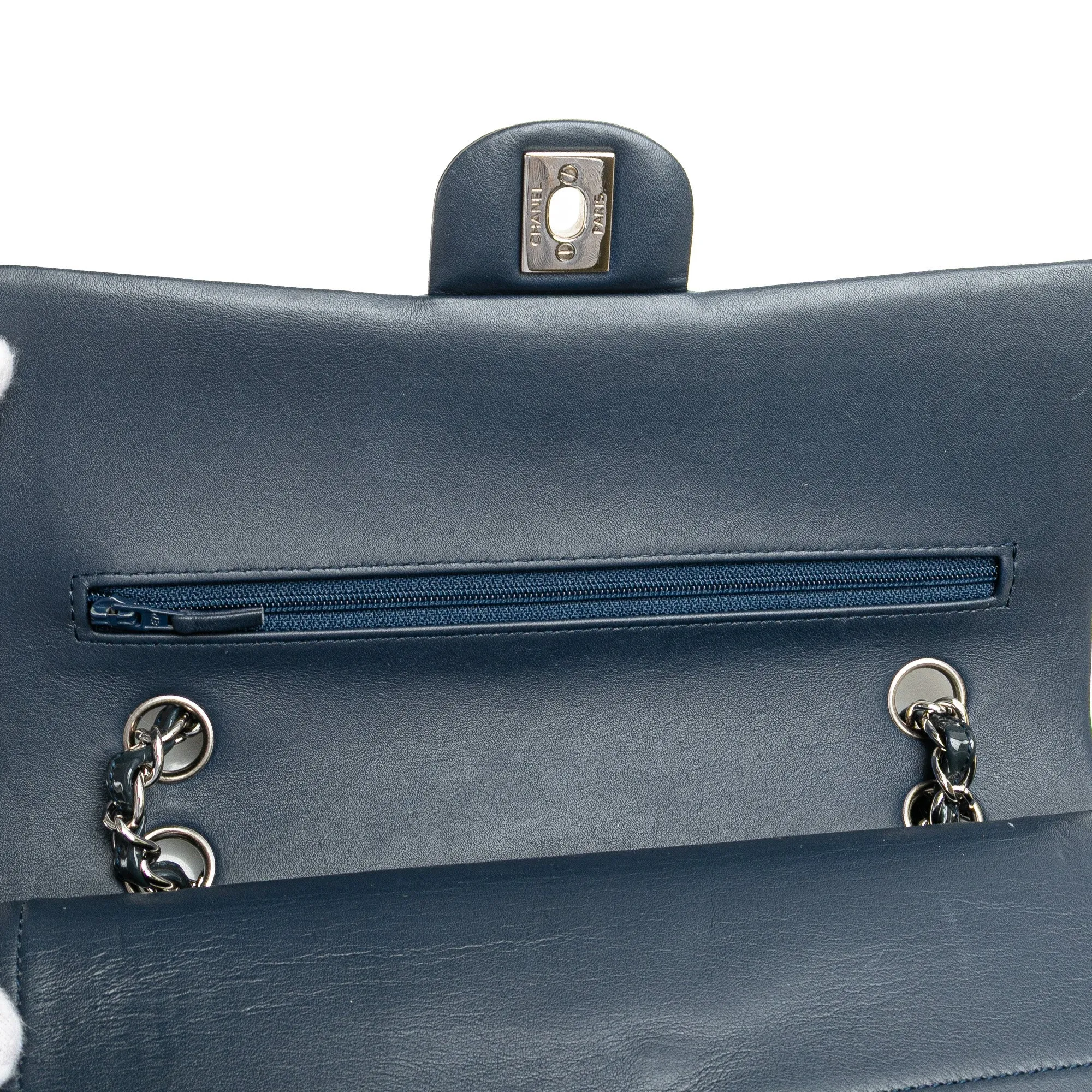 Medium Classic Chevron Patent Double Flap
