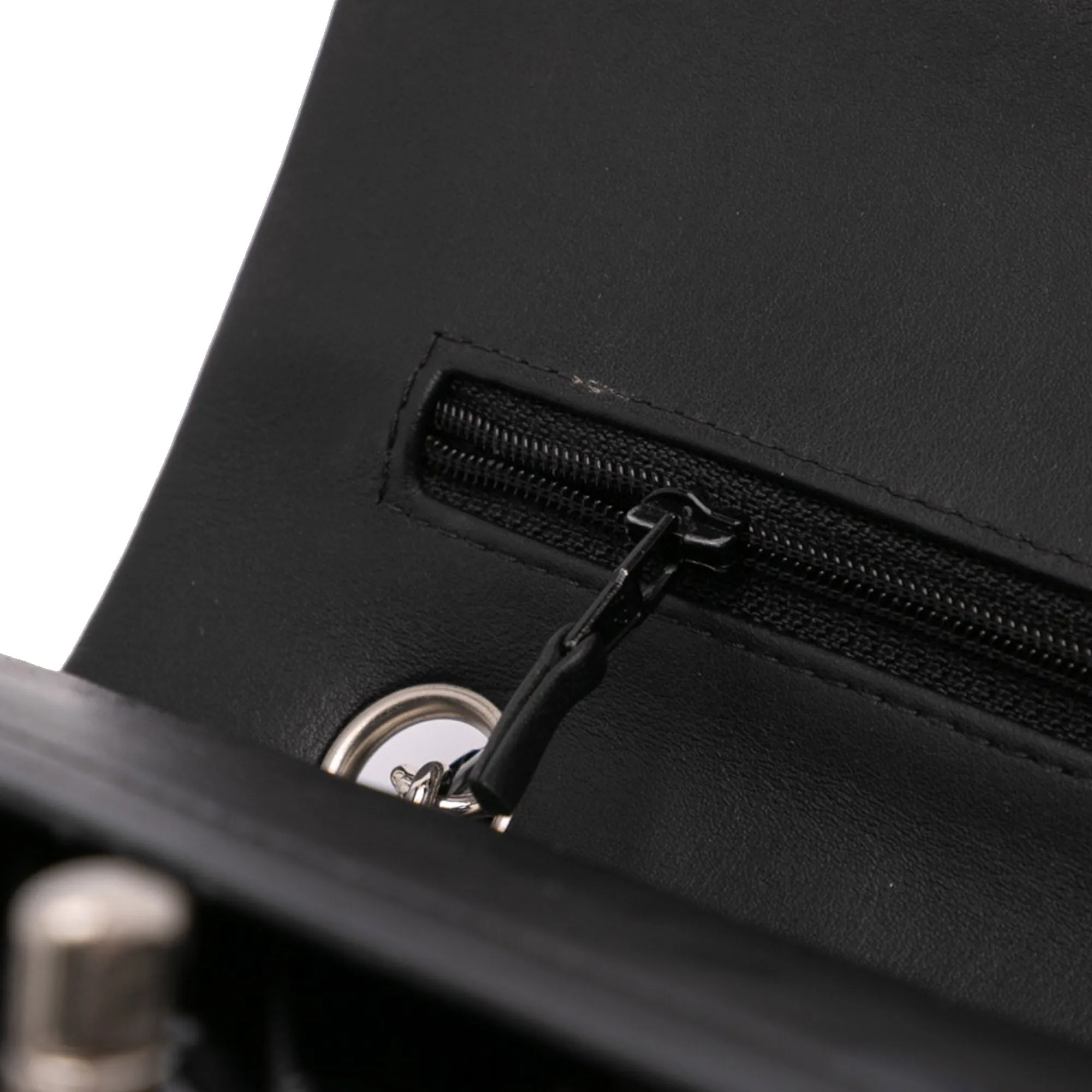 Medium Classic Chevron Patent Double Flap