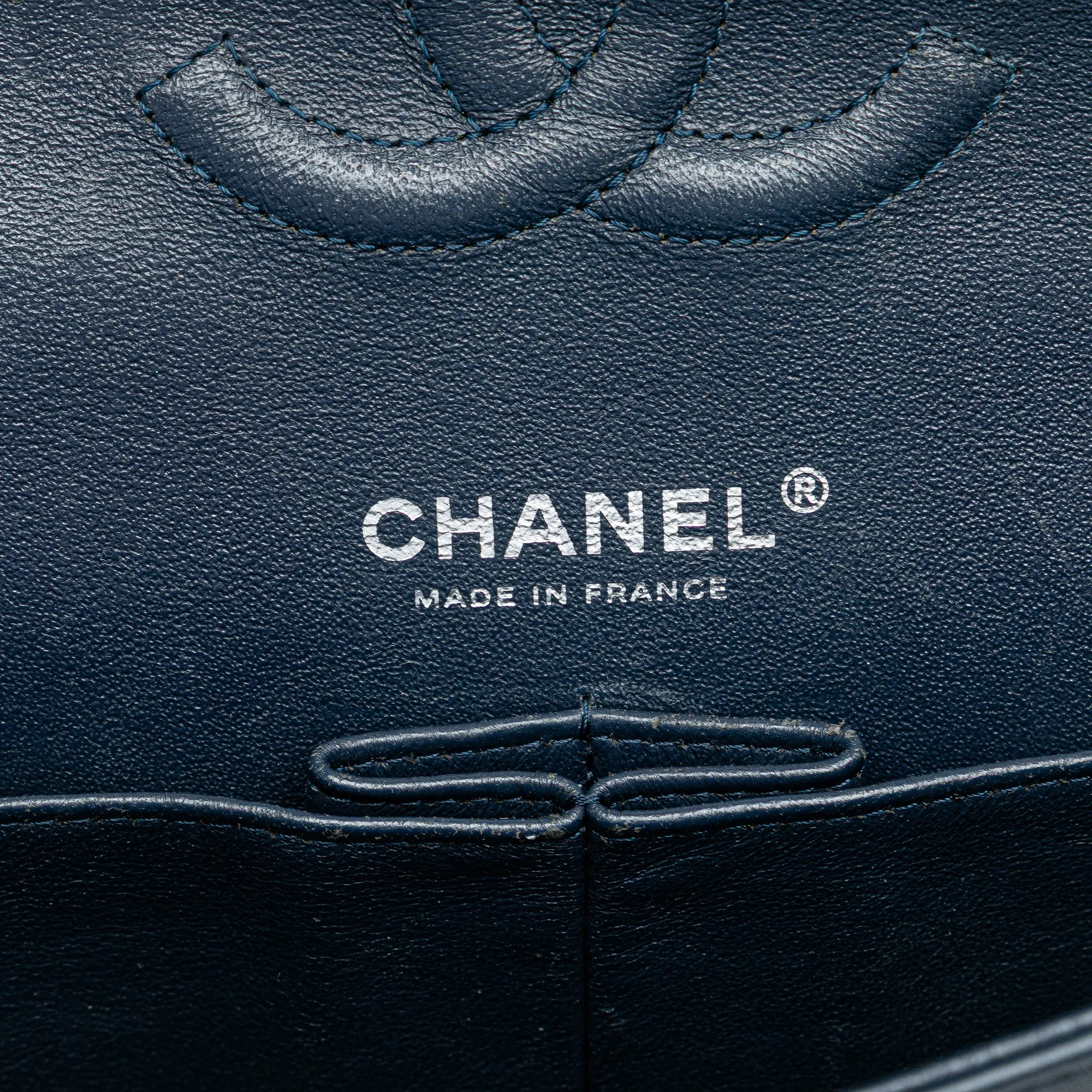 Medium Classic Chevron Patent Double Flap