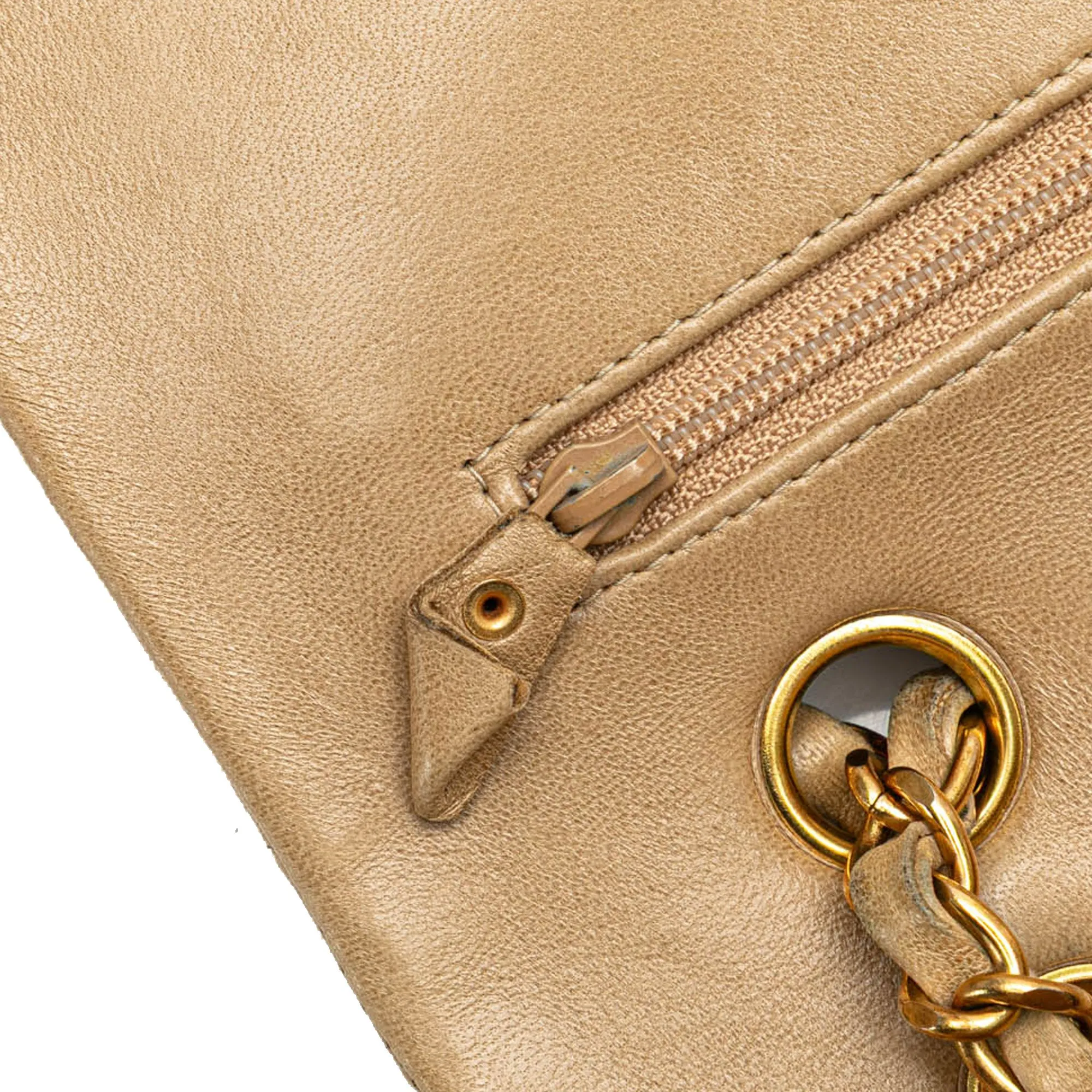 Medium Classic Lambskin Double Flap
