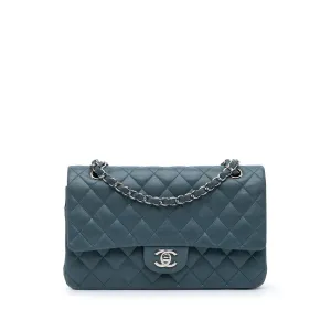 Medium Classic Lambskin Double Flap