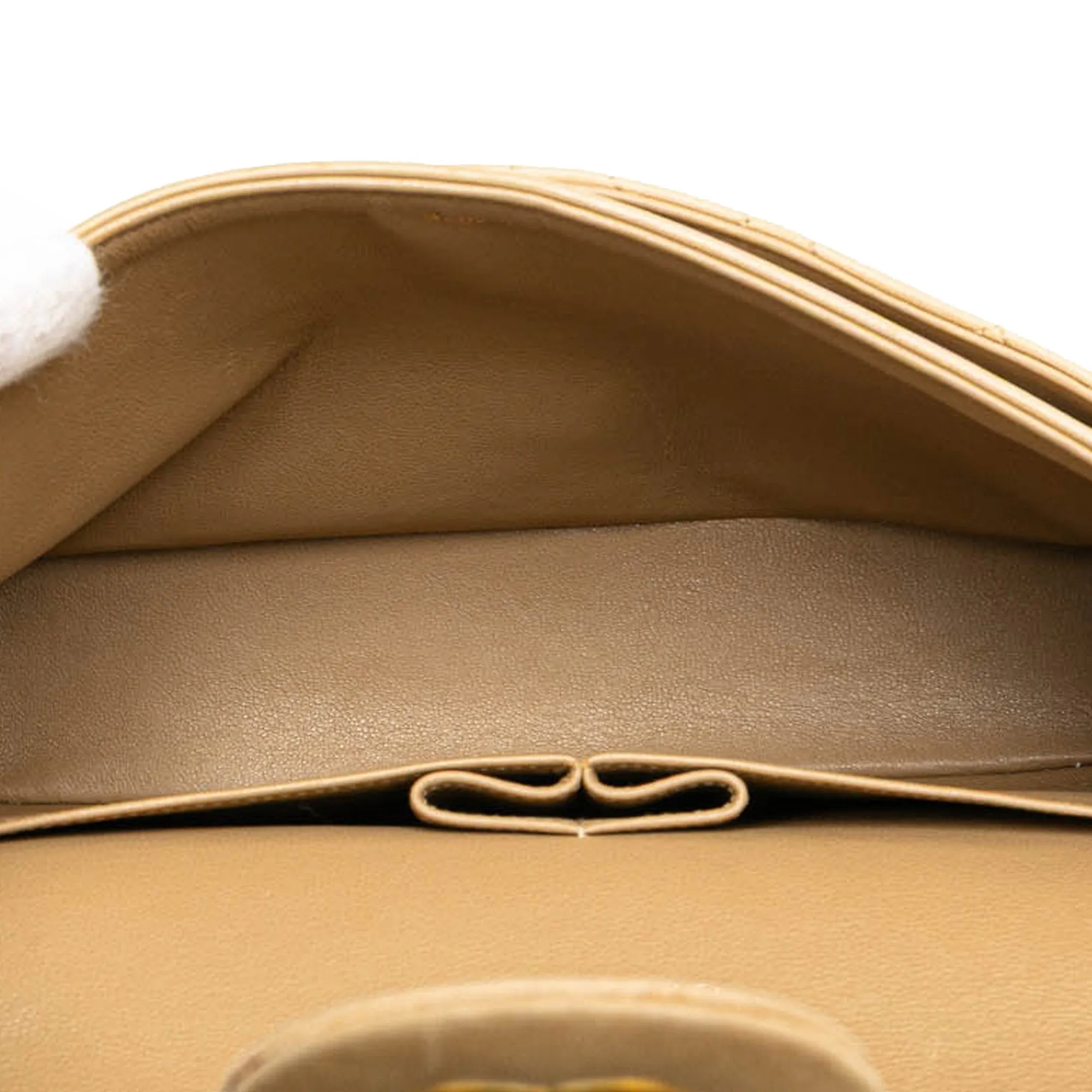 Medium Classic Lambskin Double Flap