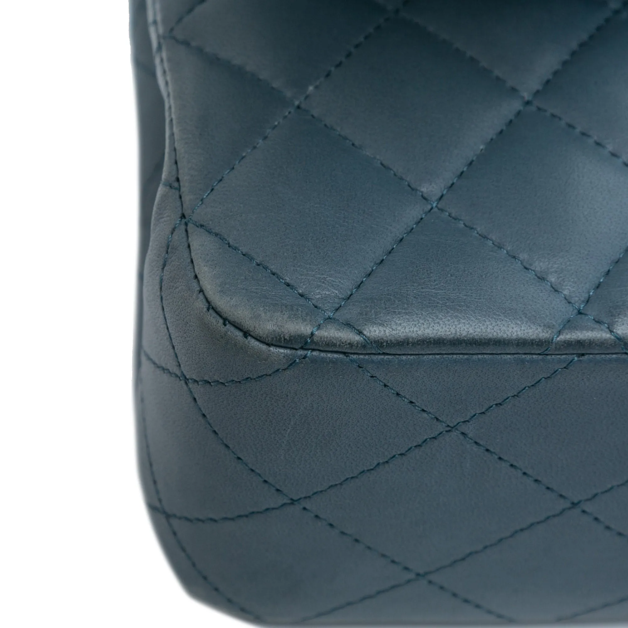 Medium Classic Lambskin Double Flap