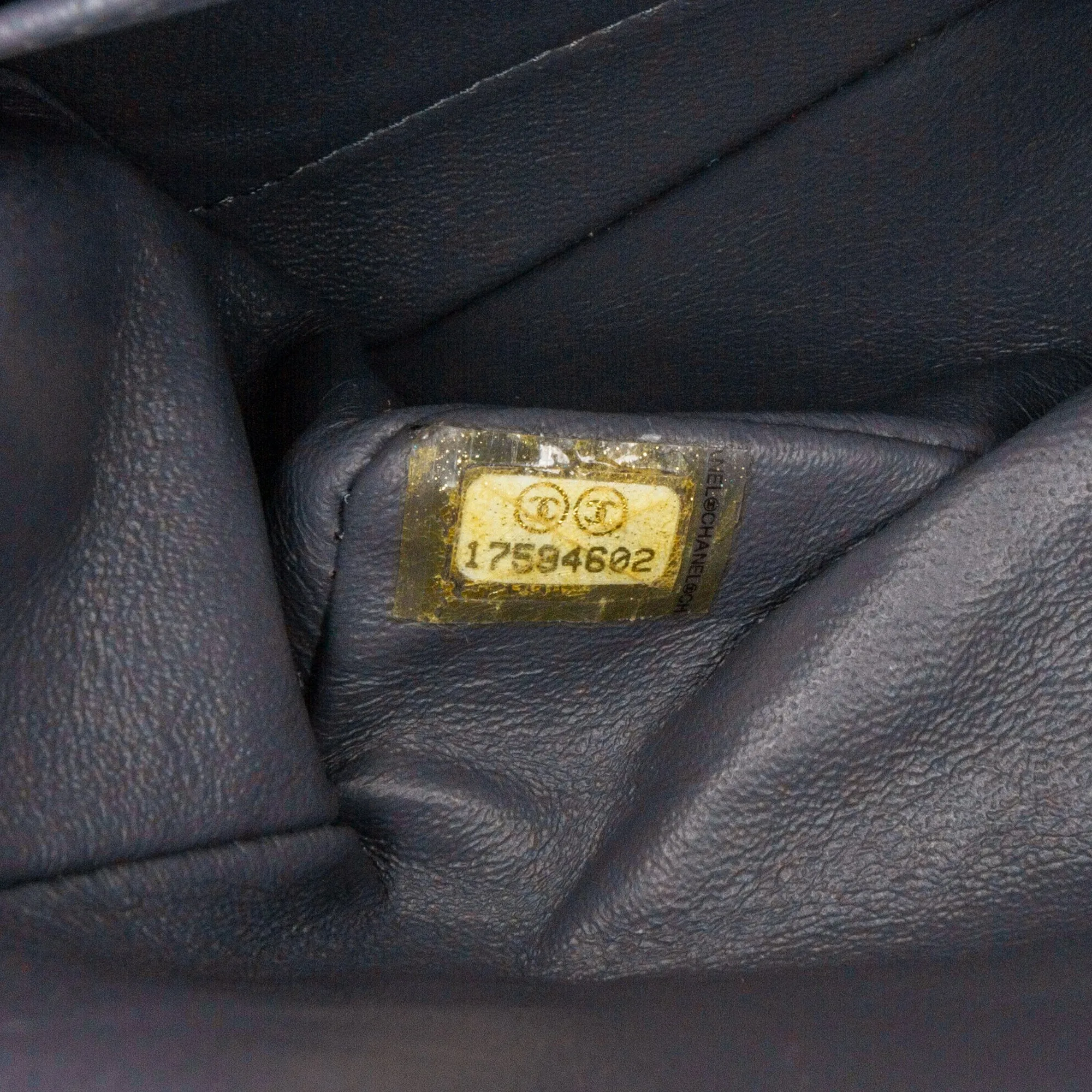 Medium Classic Nubuck Double Flap