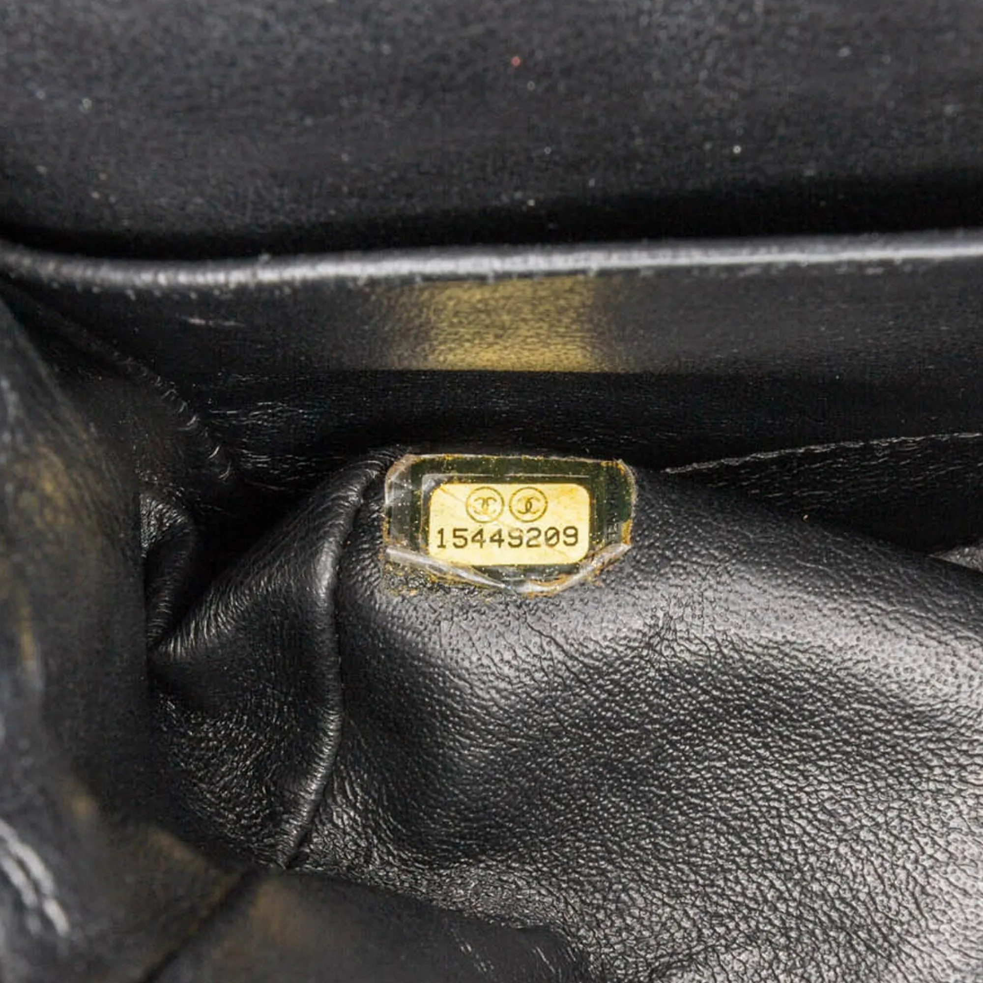 Medium Classic Patent Double Flap