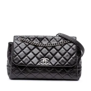 Medium Quilted Glazed Calfskin Lady Pearly Flap