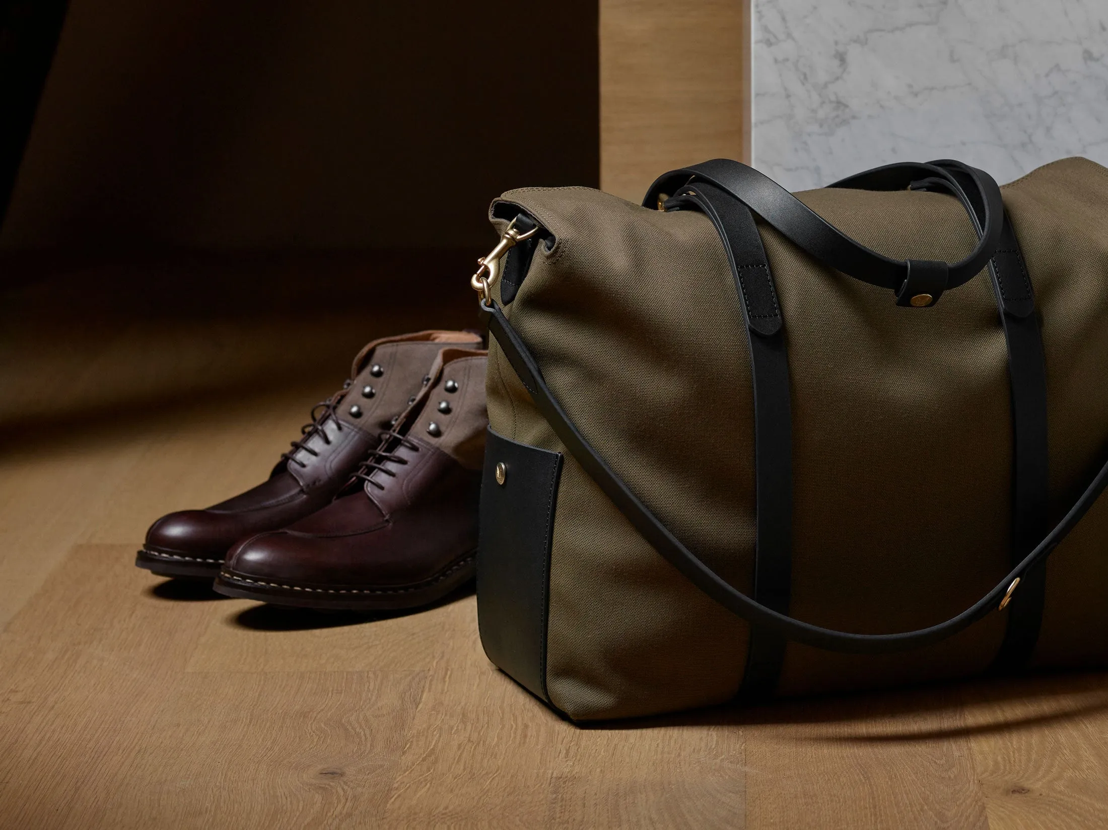 M/S Mega Tote - Khaki/Black