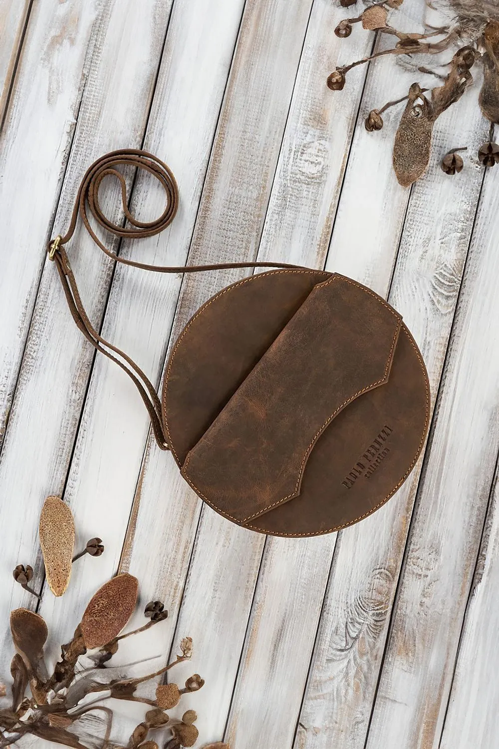 Natural leather bag