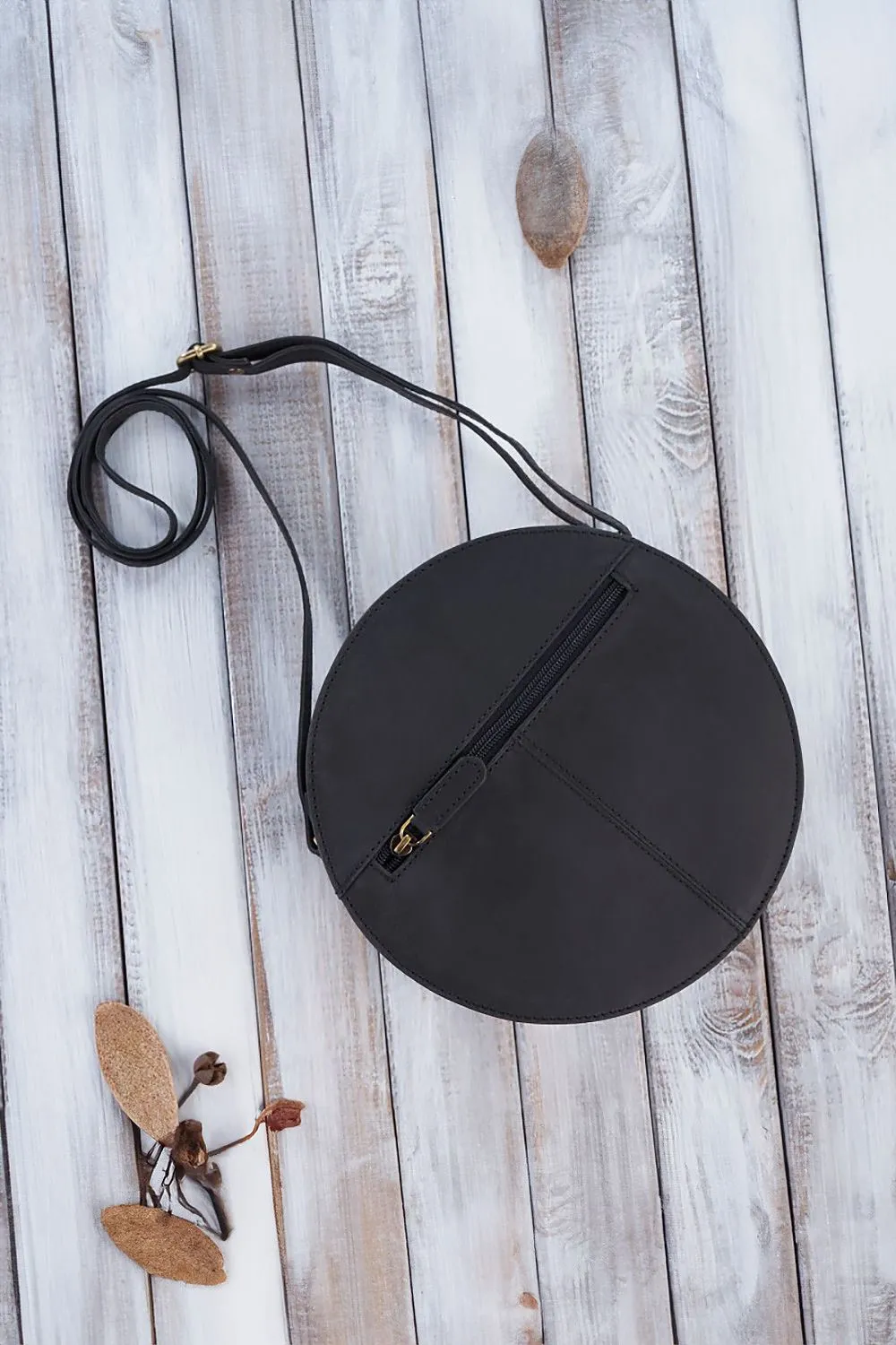 Natural leather bag