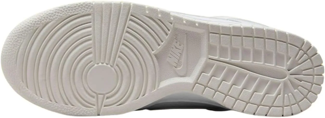 Nike Women's Modern