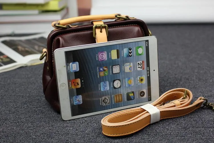 Plant Soft Leather Retro Style Doctor Bag
