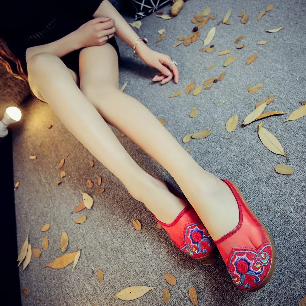 Qhome Women's Chinese Floral Embroidery Net Yarn Silk Comfortable Casual Mules Slippers Shoes