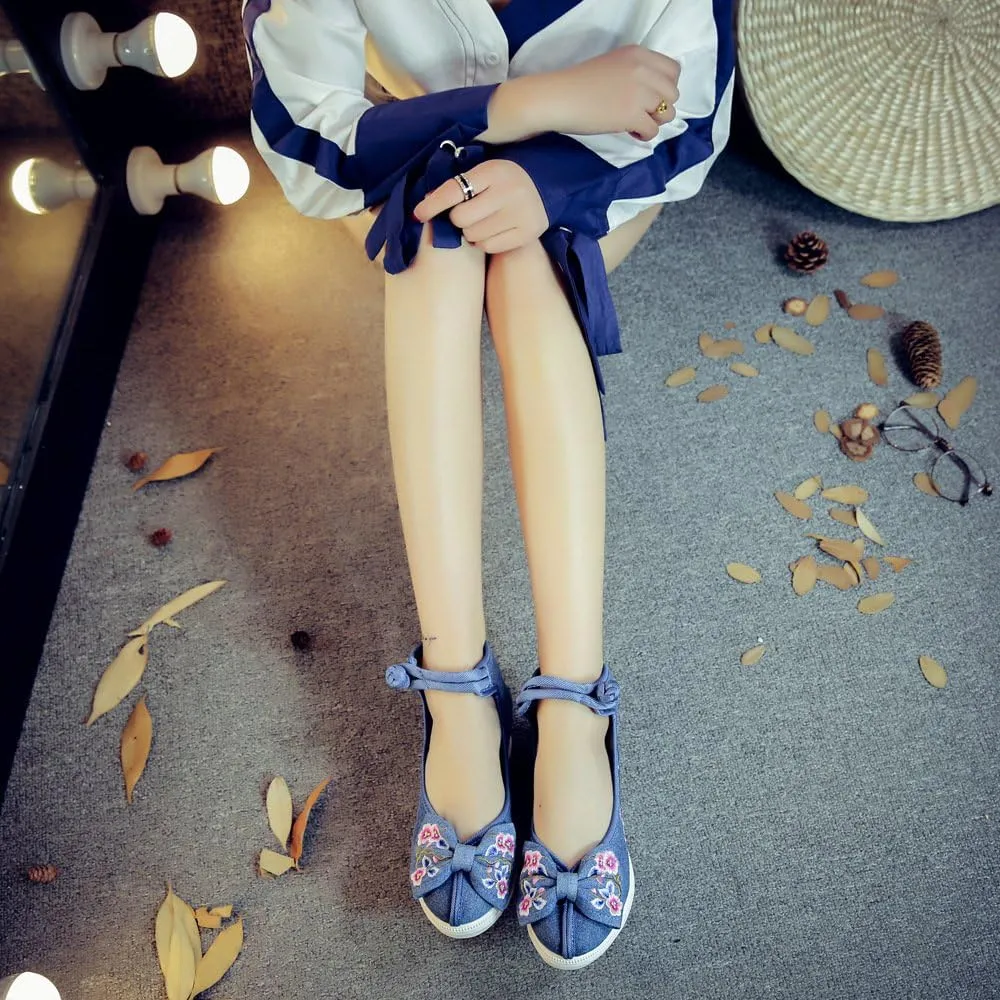 Qhome Women's Floral Embroidery Bowknot Comfortable Casual Walking Canvas Mary Jane Shoes