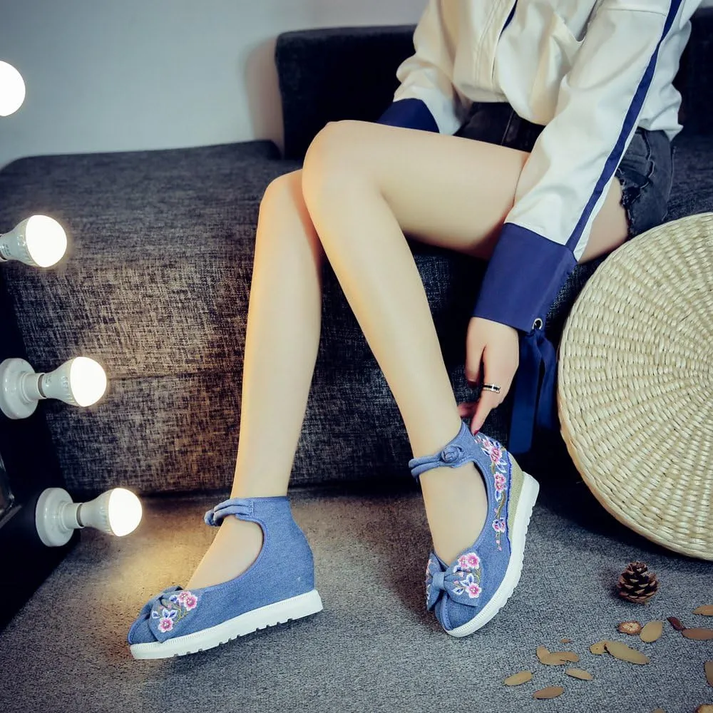 Qhome Women's Floral Embroidery Bowknot Comfortable Casual Walking Canvas Mary Jane Shoes