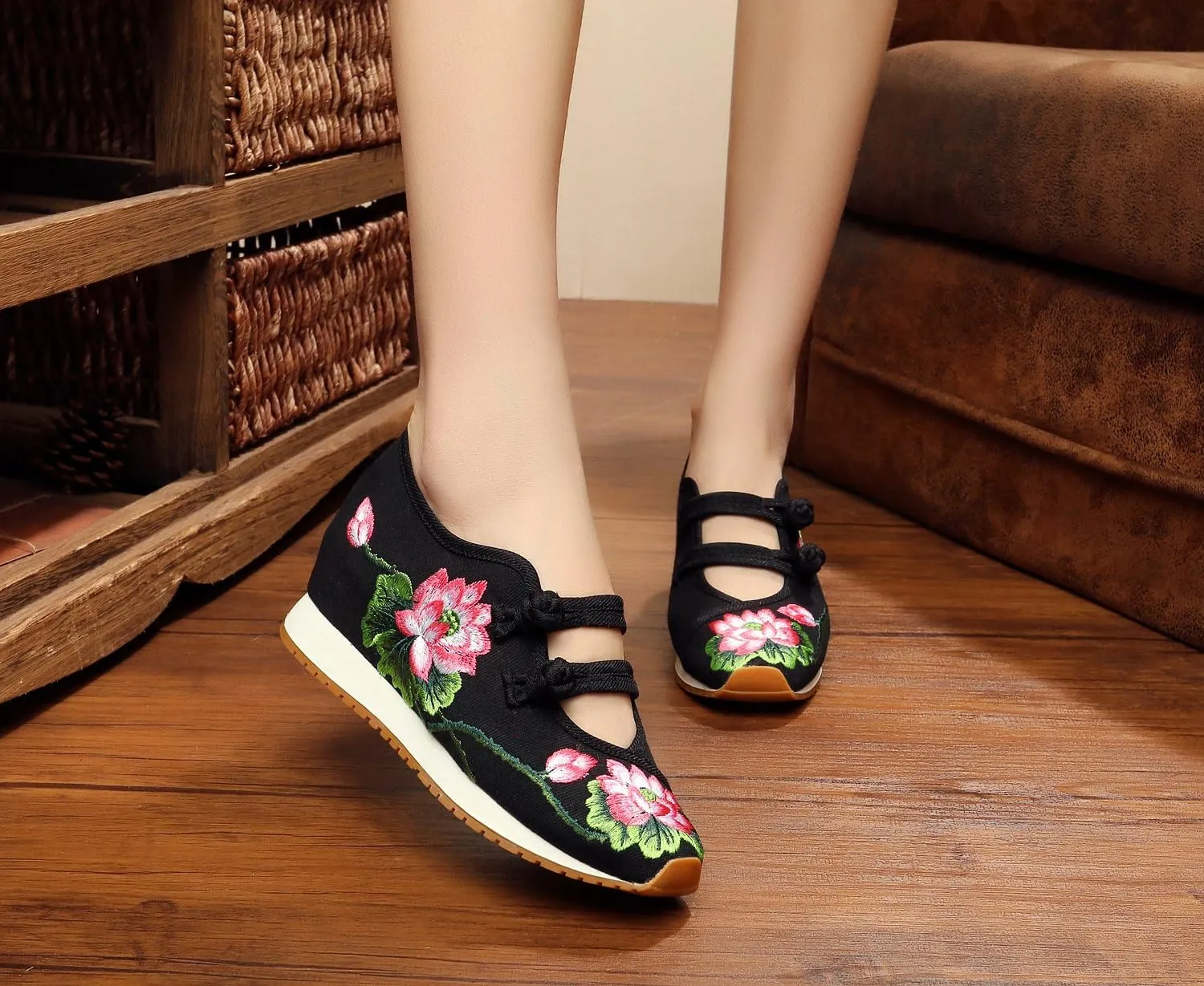 Qianmome Womens Chinese Lotus Embroideried Wedge Heel Cheongsam Canvas Leisure Walking Shoes
