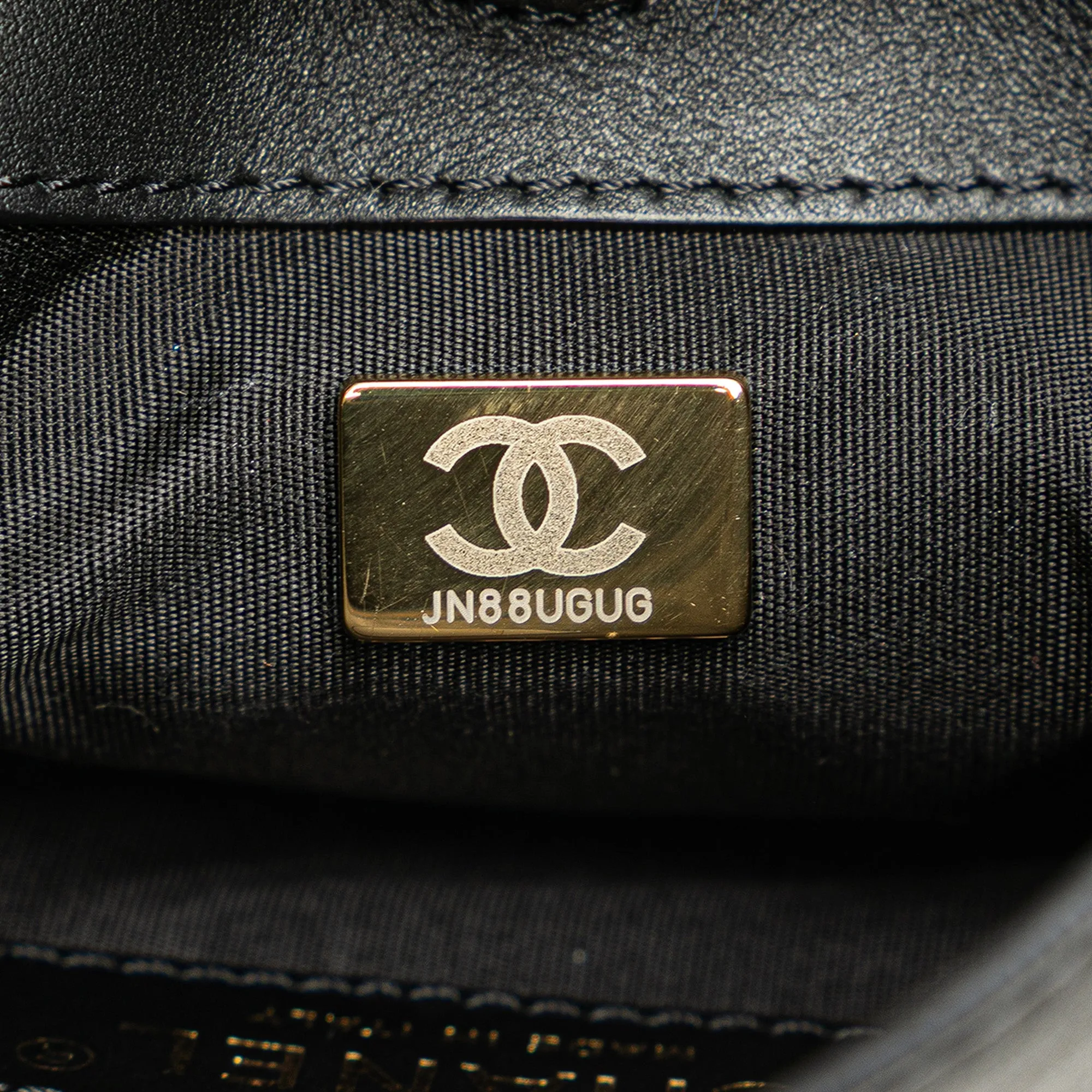 Quilted Calfskin Chain Flat Shoulder Bag