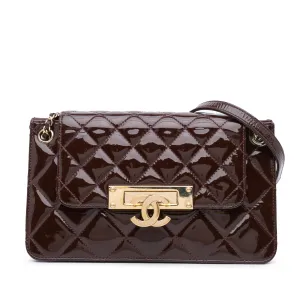 Quilted Patent Golden Class Accordion Flap Shoulder Bag