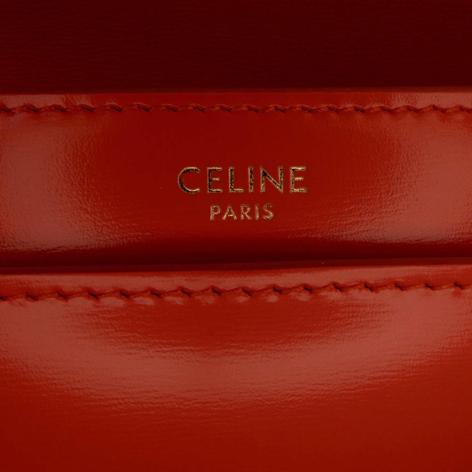 Triomphe Calfskin Cuir Chain Shoulder Bag