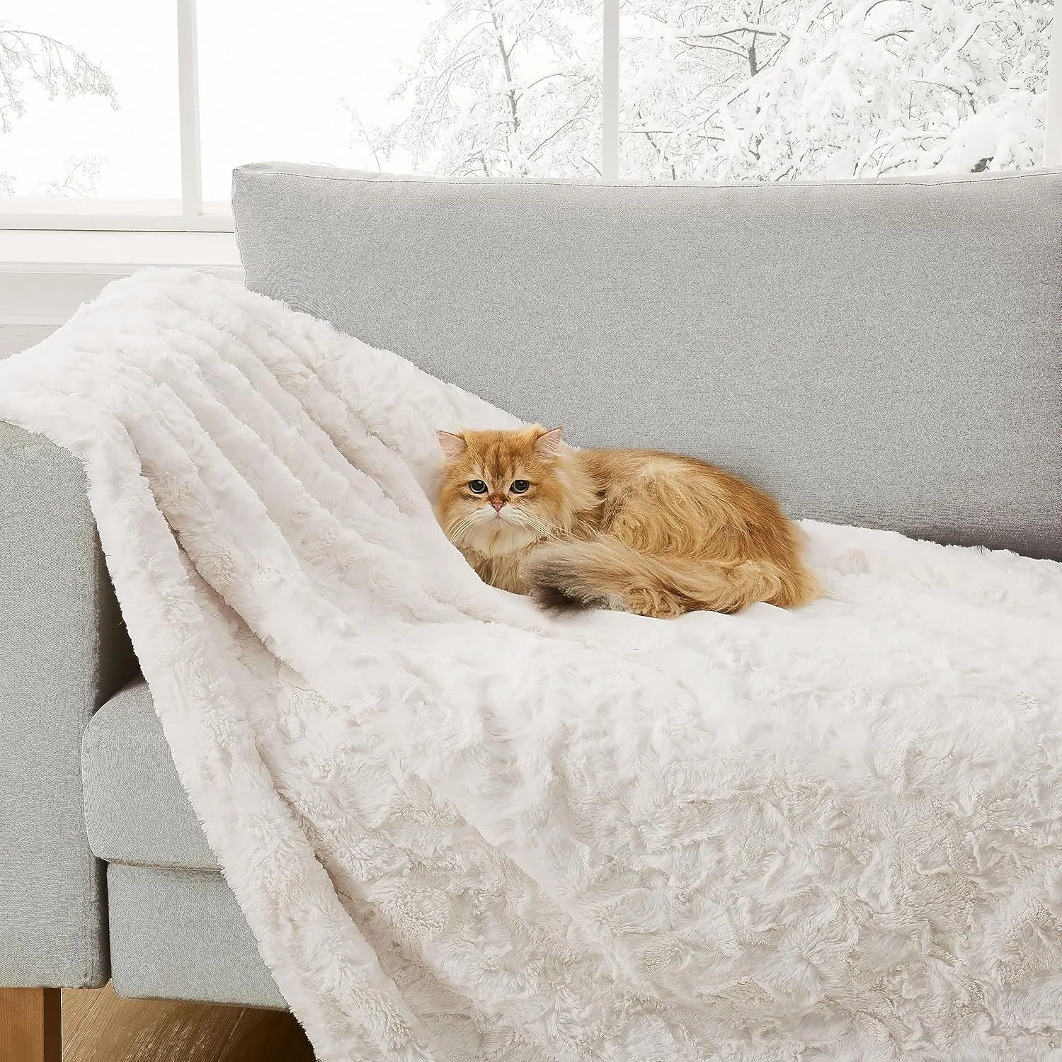 UGG Adalee Faux Fur Throw Blanket Luxury Lightweight Cozy Soft Throw for Couch Bed or Chair Hypoallergenic Machine Washable Double-Sided Fluffy Blanket Home Decor, 50-inch x 70-inch, Natural White