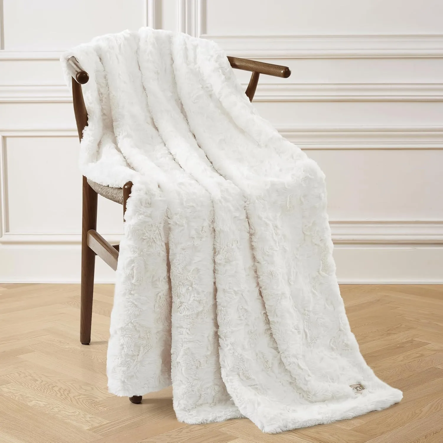UGG Adalee Faux Fur Throw Blanket Luxury Lightweight Cozy Soft Throw for Couch Bed or Chair Hypoallergenic Machine Washable Double-Sided Fluffy Blanket Home Decor, 50-inch x 70-inch, Natural White