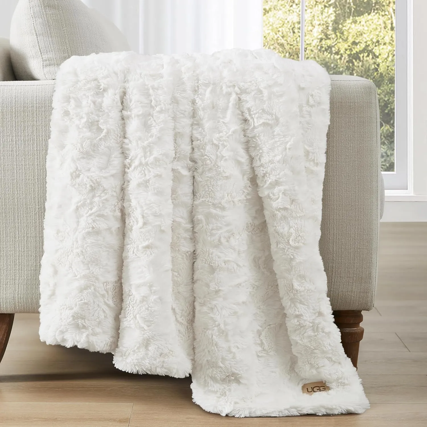 UGG Adalee Faux Fur Throw Blanket Luxury Lightweight Cozy Soft Throw for Couch Bed or Chair Hypoallergenic Machine Washable Double-Sided Fluffy Blanket Home Decor, 50-inch x 70-inch, Natural White