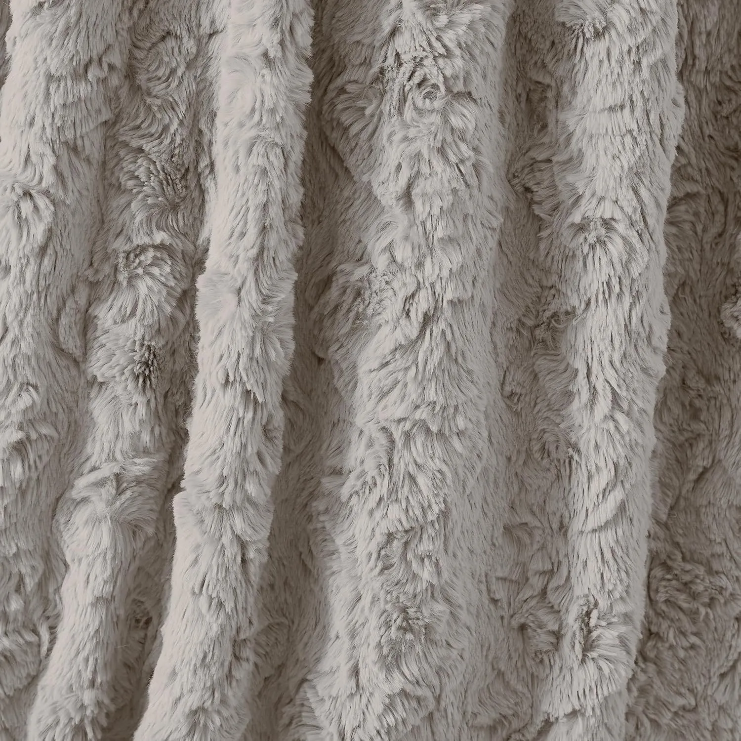 UGG Adalee Faux Fur Throw Blanket Luxury Lightweight Cozy Soft Throw for Couch Bed or Chair Hypoallergenic Machine Washable Double-Sided Fluffy Blanket Home Decor, 50-inch x 70-inch, Seal Grey