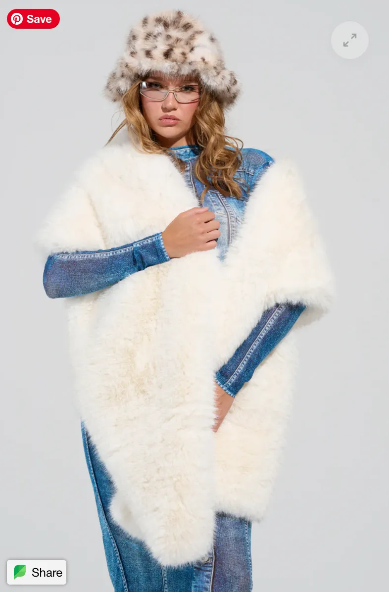 ULTRA LUX FAUX FUR OVERSIZED SCARF