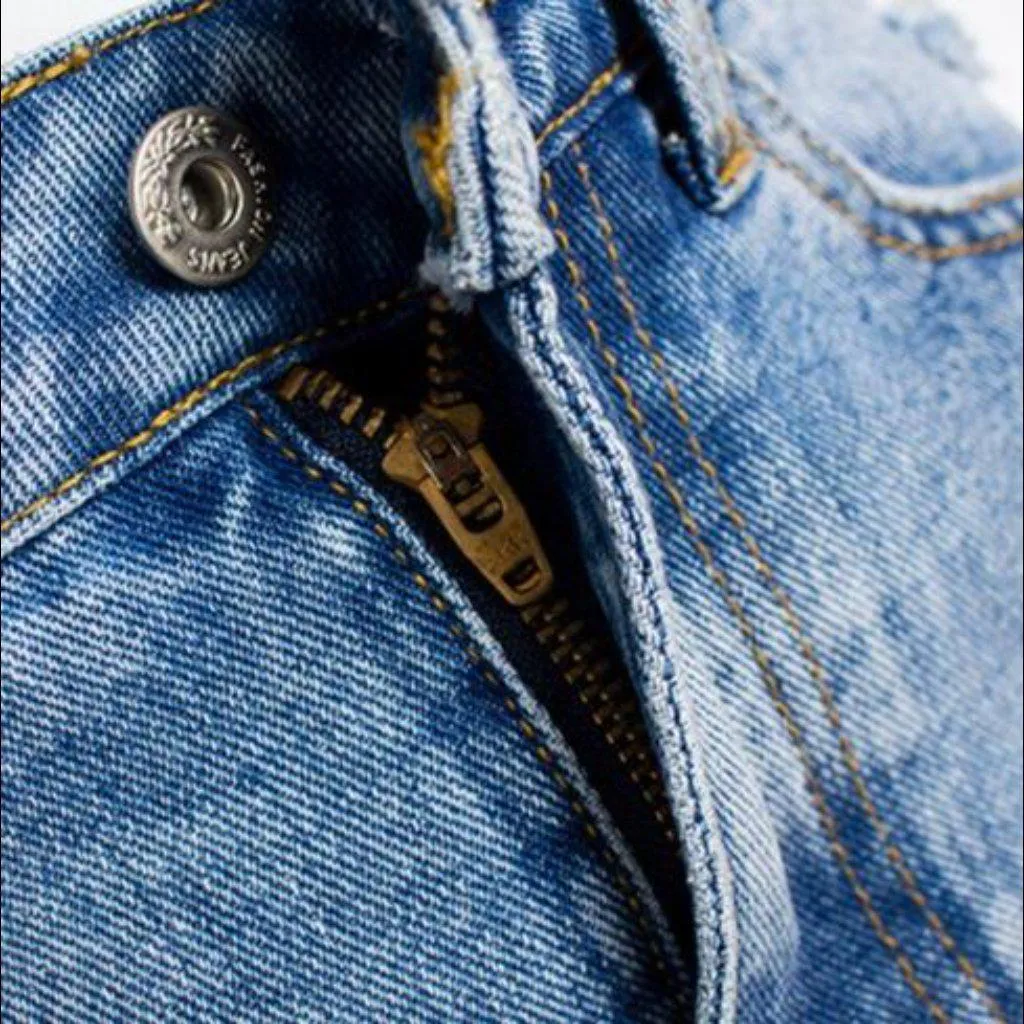 V-shape slit denim skirt