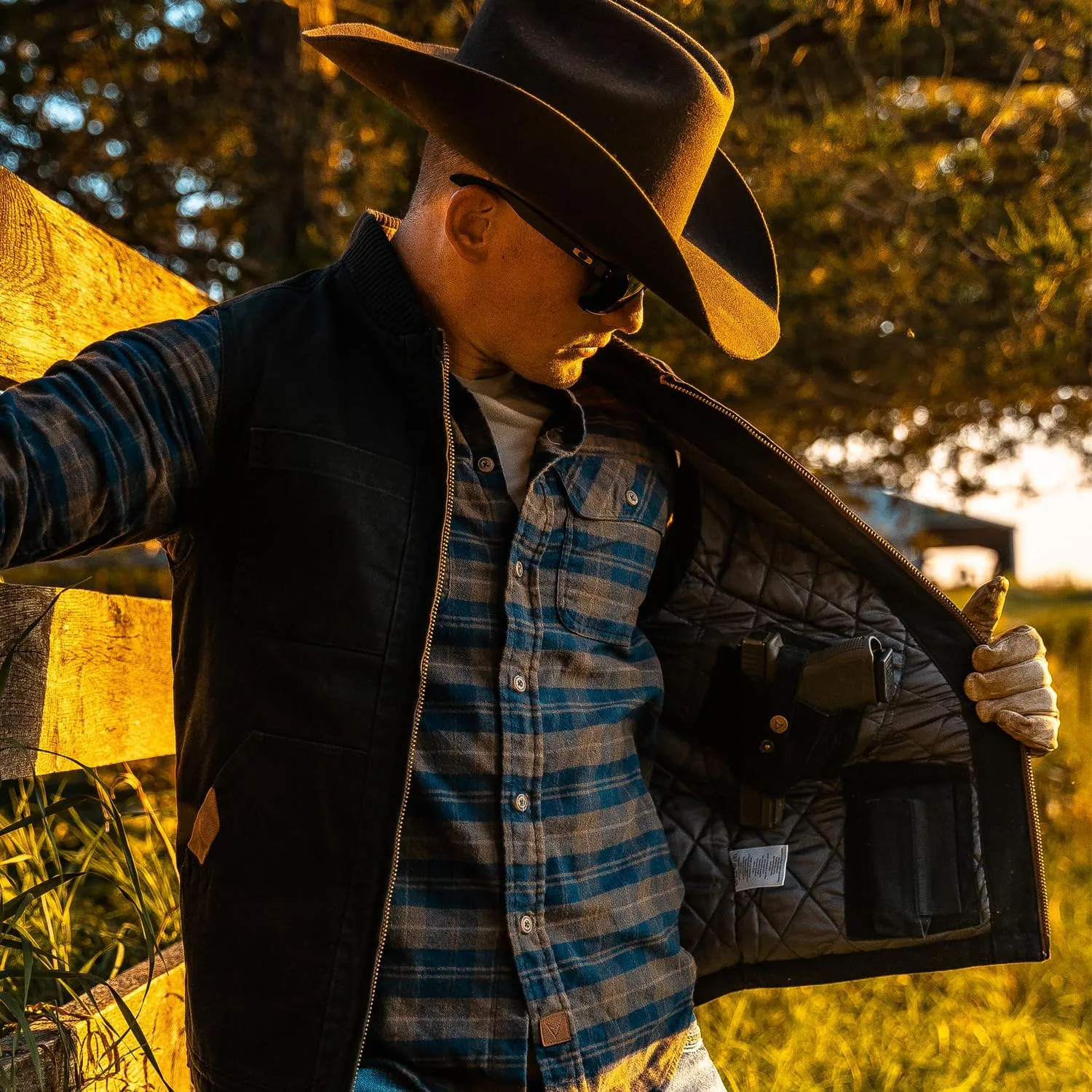 Venado Concealed Carry Vest for Men - Heavy Duty Canvas - Conceal Carry Pockets