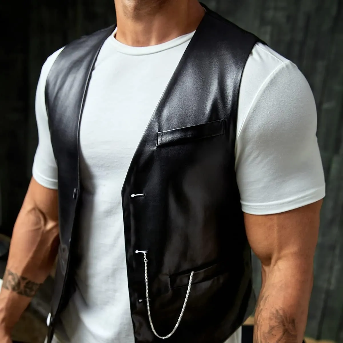 Verdusa Men's PU Leather Sleeveless Motorcycle Biker Vest Jacket